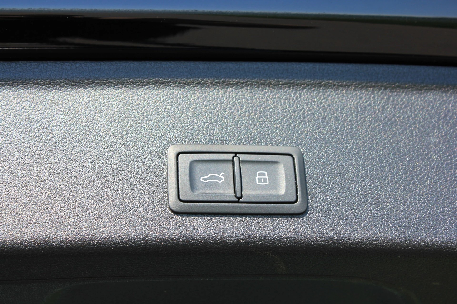 AUDI A4 Avant 40 TDI Sport quattro S-tronic-image-6