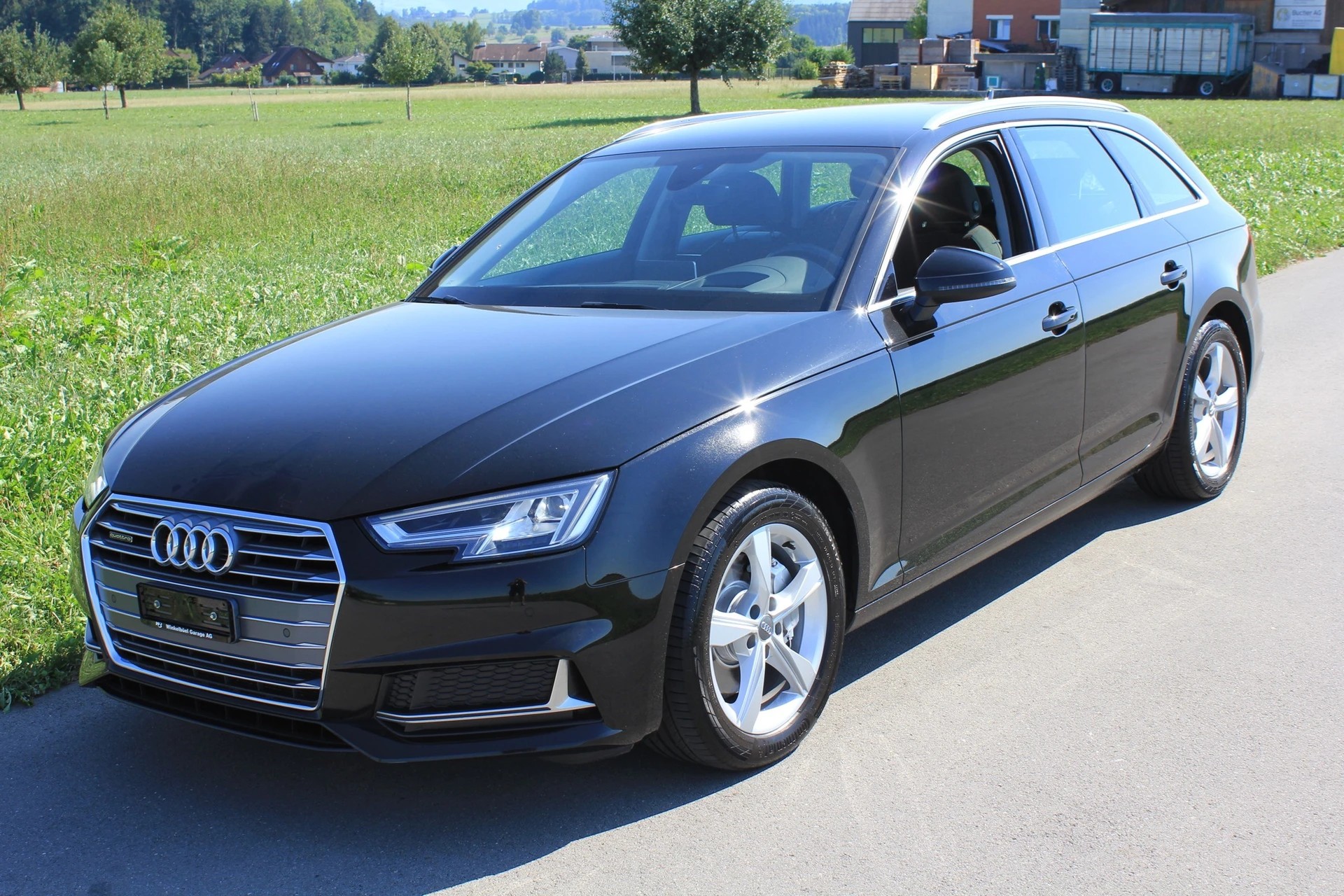 AUDI A4 Avant 40 TDI Sport quattro S-tronic-image-0