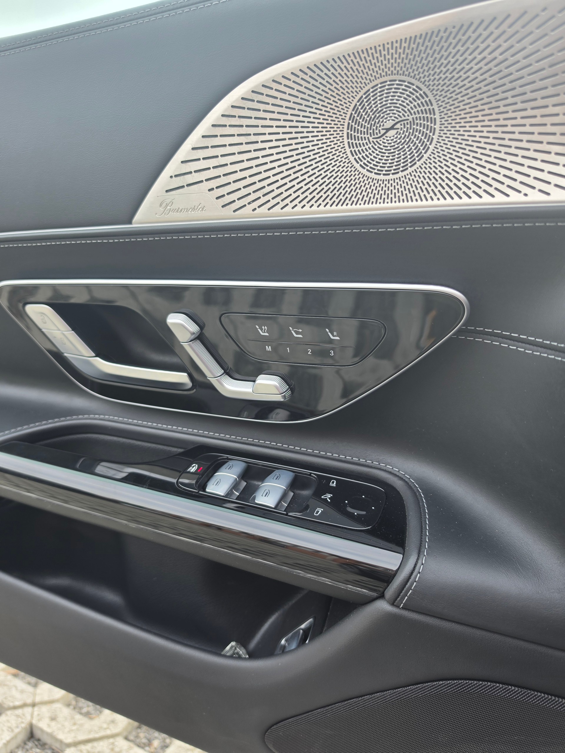 MERCEDES-BENZ SL 43 AMG-image-7