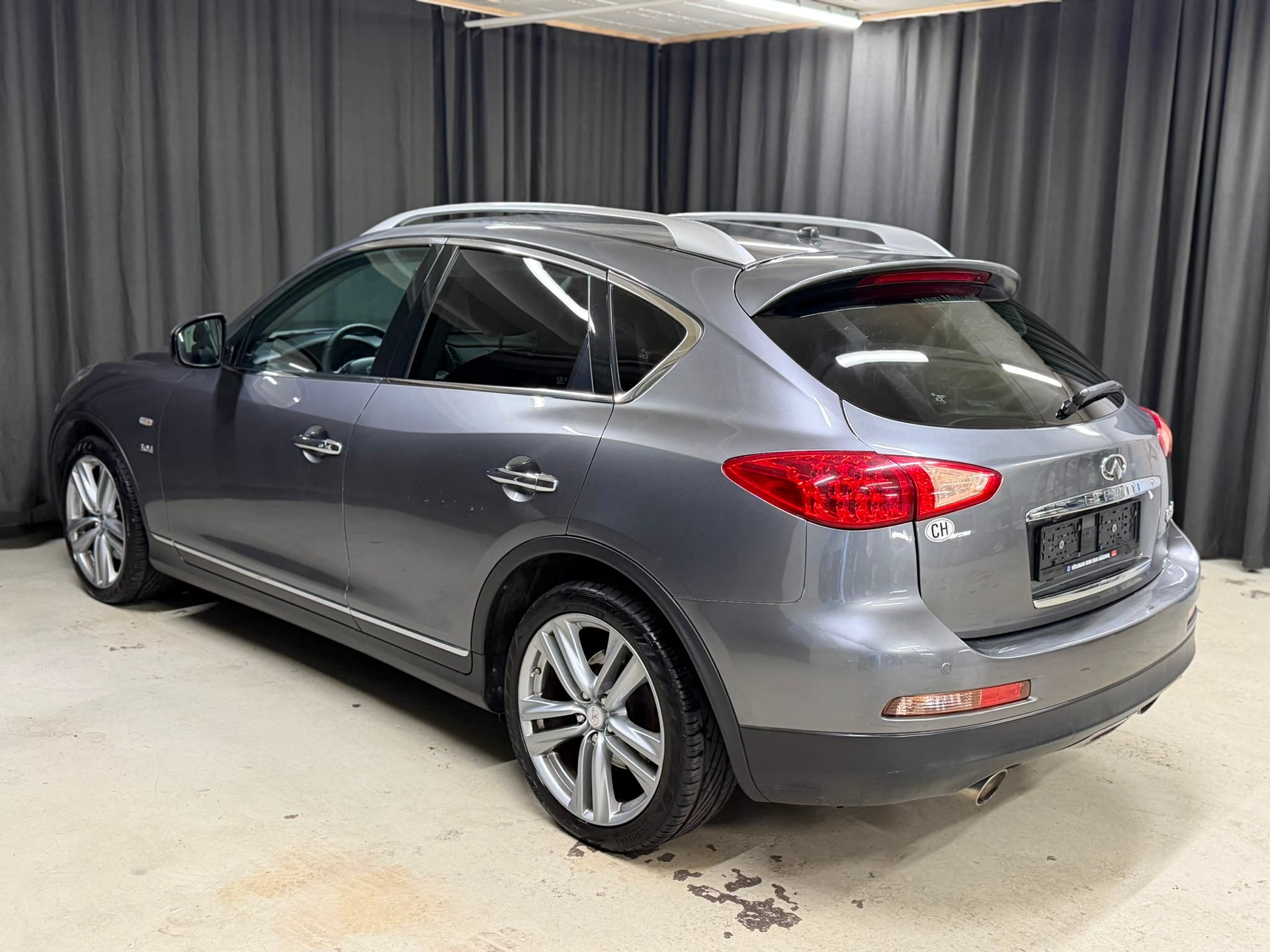 INFINITI QX50 3.0d AWD Automatic-image-4
