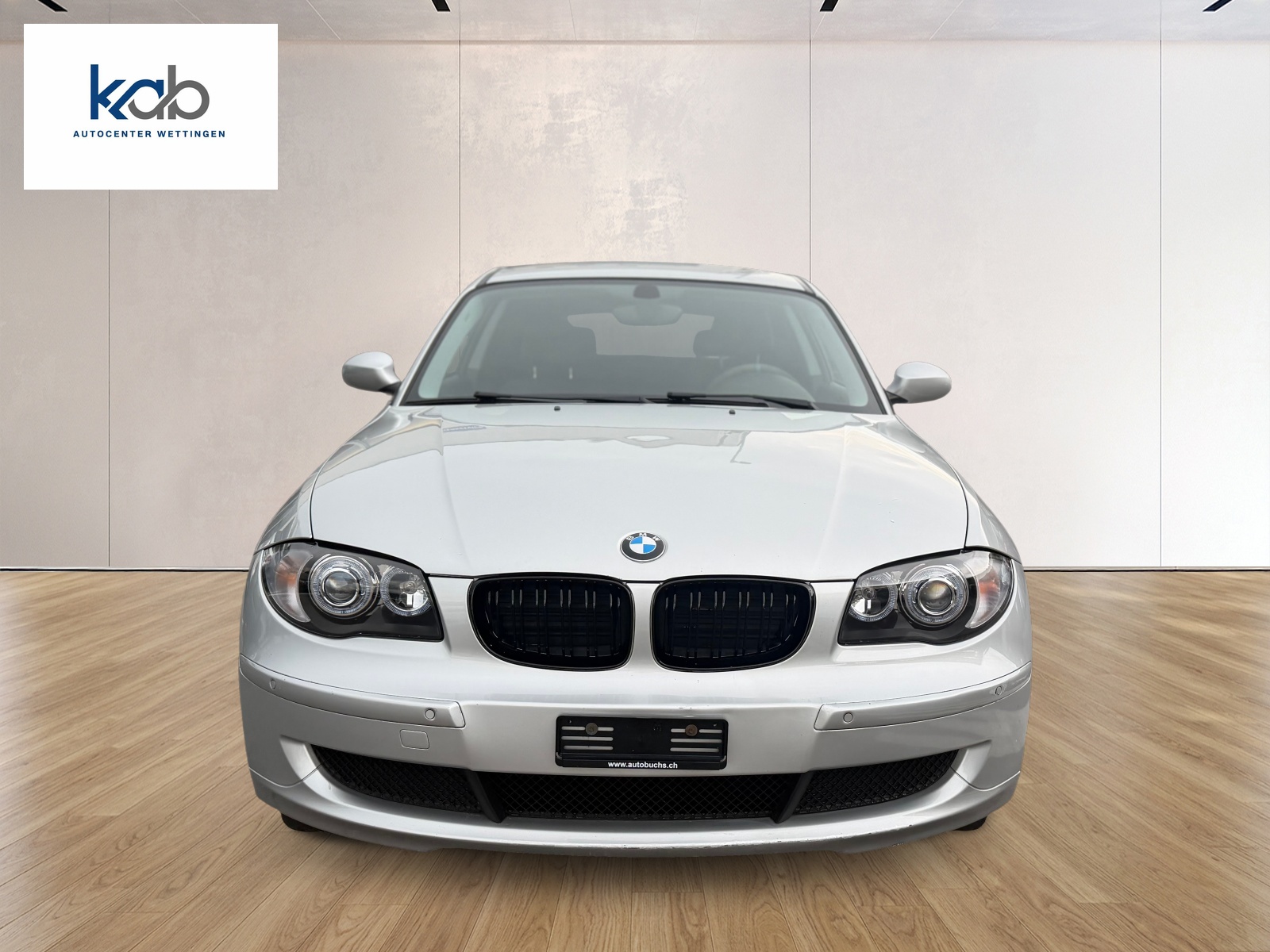 BMW 118i Steptronic-image-1