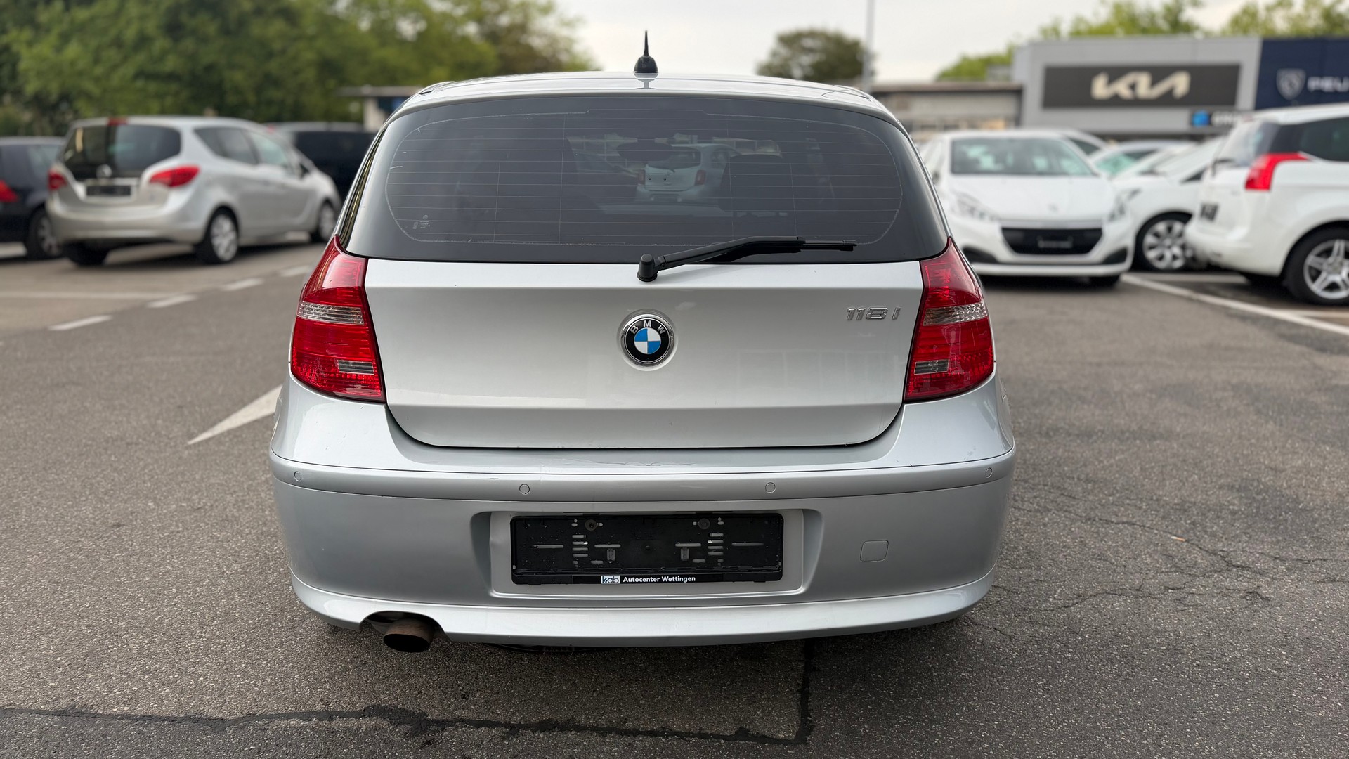 BMW 118i Steptronic-image-5