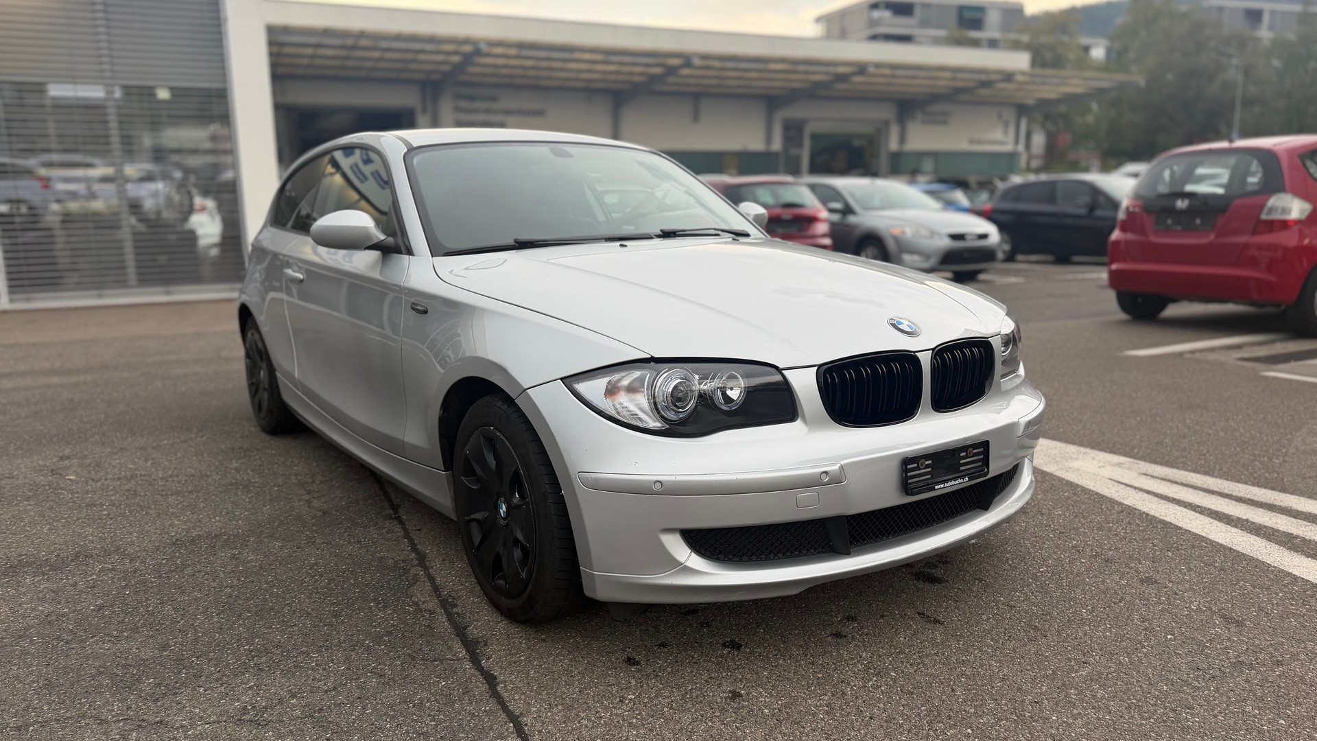 BMW 118i Steptronic-image-2