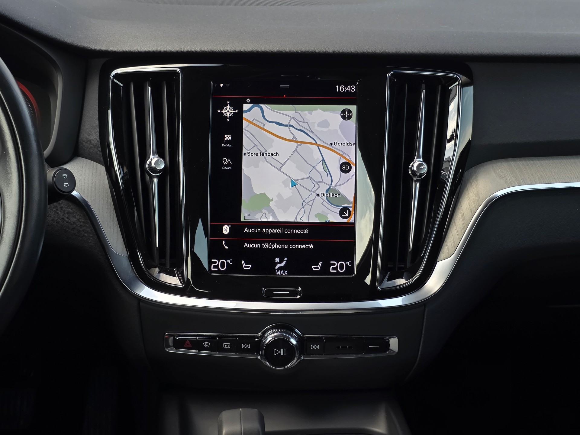 VOLVO VOLVO V60 Cross Country B4 D AWD Geartronic | CH-Fahrzeug | Gratis-Service bis 150'000 km | Top Zustand | Top Ausstattung-image-15