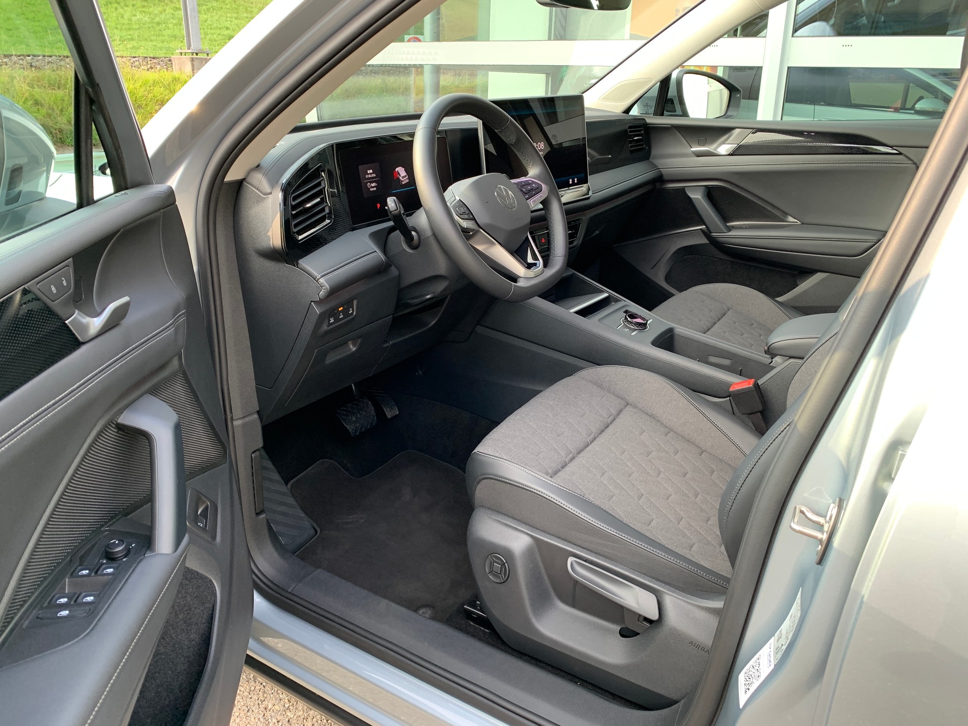 VW Tiguan 2.0 TSI DSG Life 4Motion-image-7