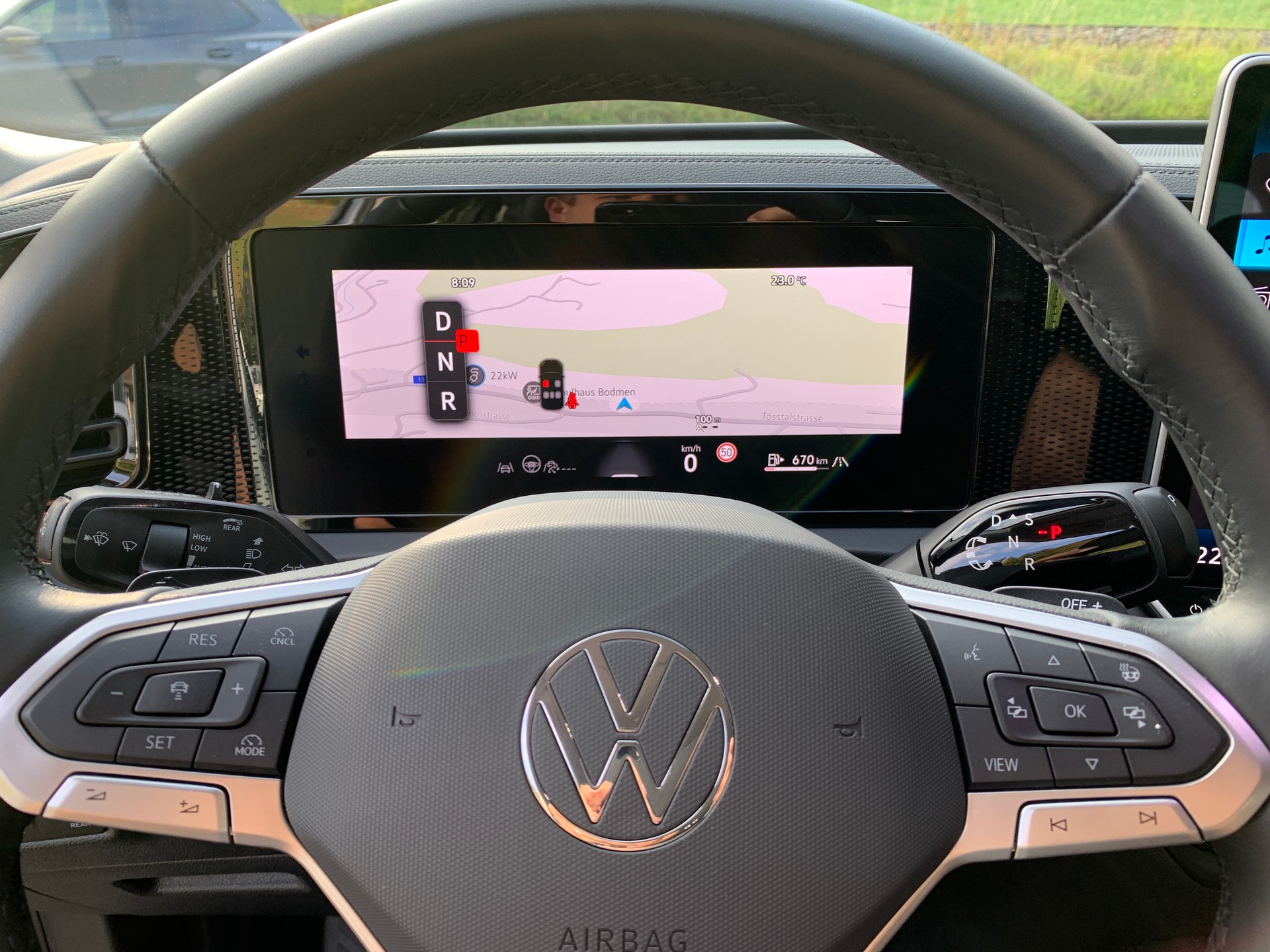VW Tiguan 2.0 TSI DSG Life 4Motion-image-10