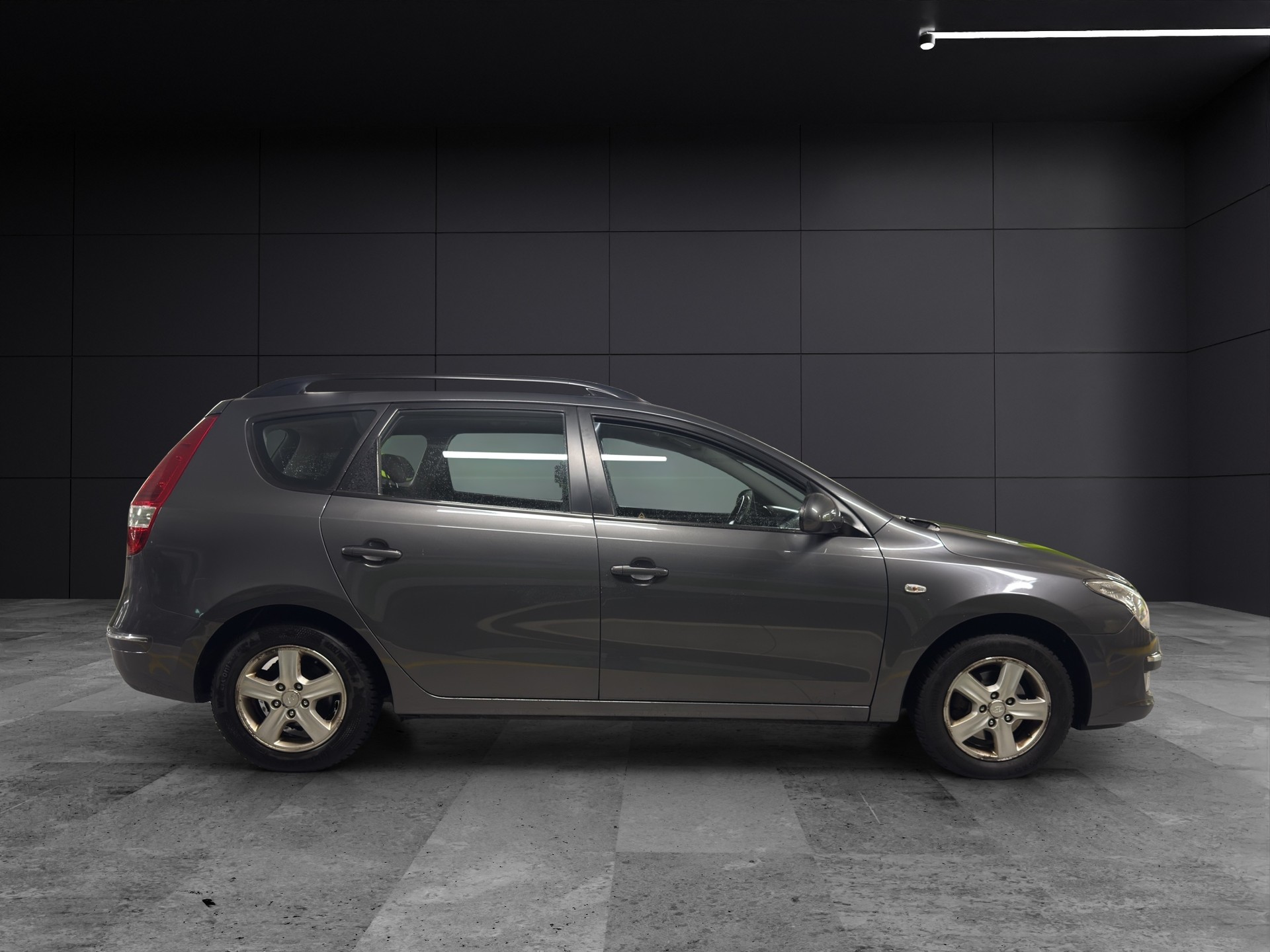 HYUNDAI i30 Wagon 1.6 Comfort-image-3