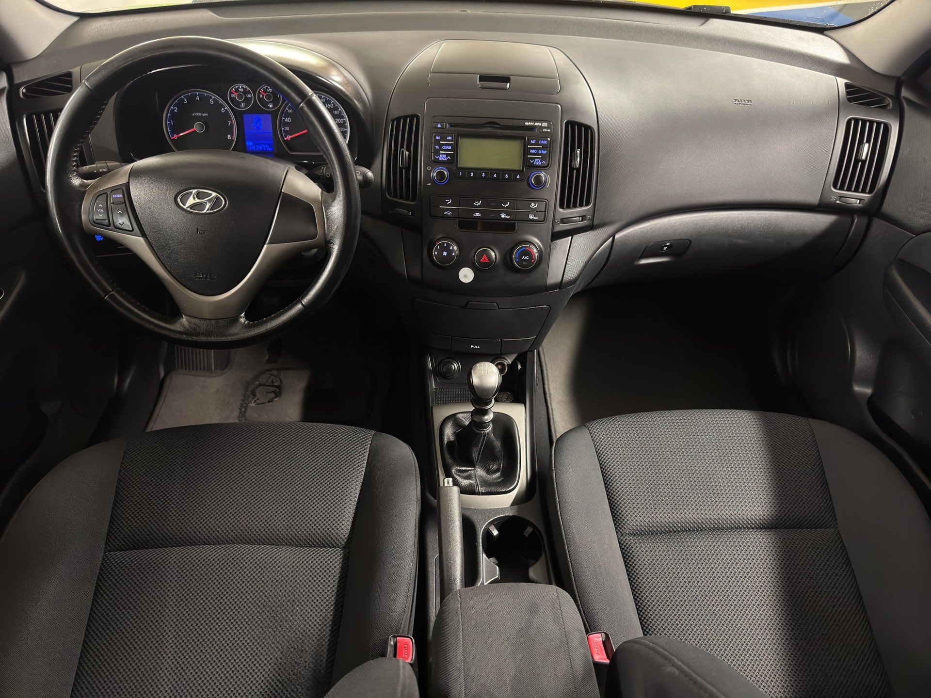 HYUNDAI i30 Wagon 1.6 Comfort-image-10