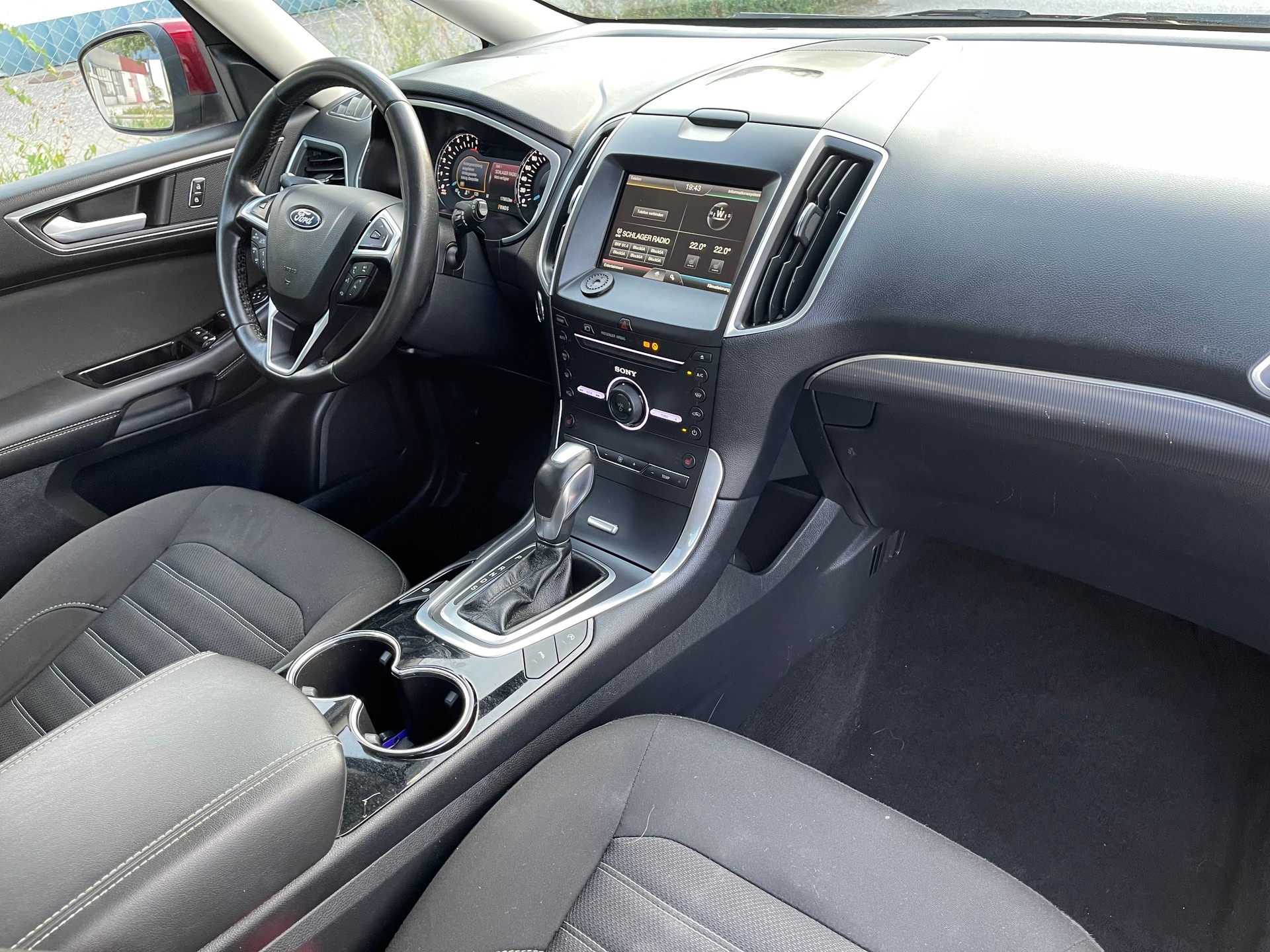 FORD Galaxy 2.0 TDCi Titanium AWD PowerShift-image-15