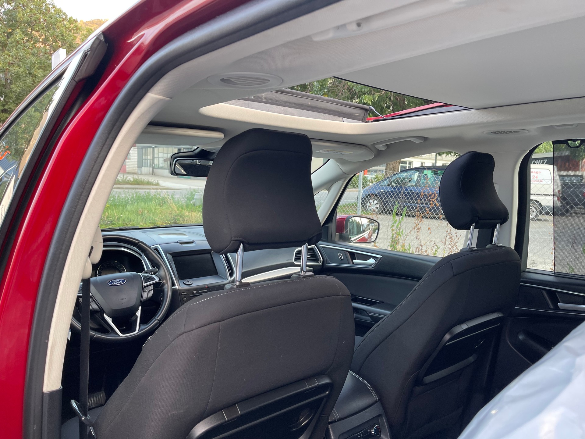 FORD Galaxy 2.0 TDCi Titanium AWD PowerShift-image-30