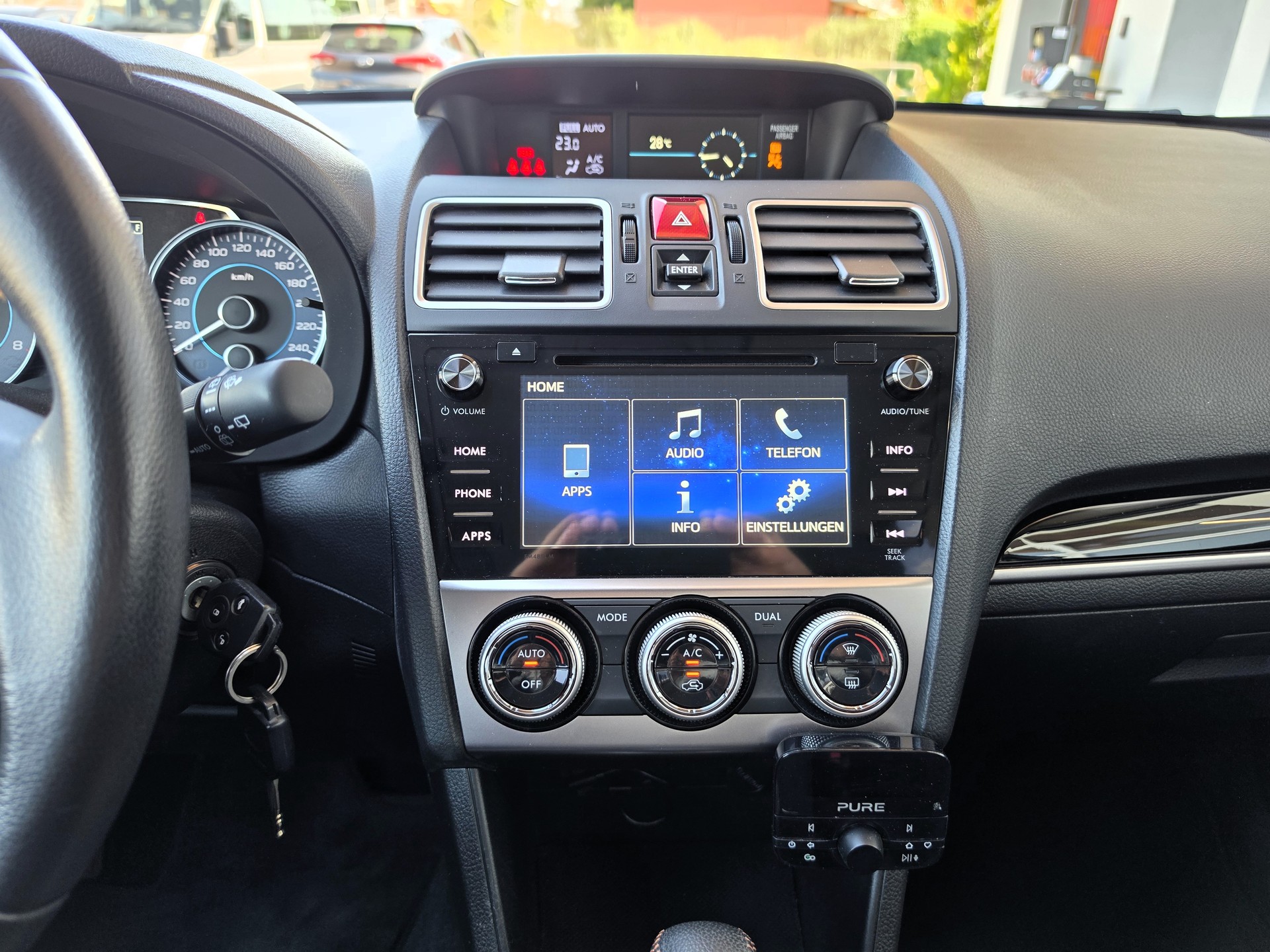 SUBARU XV 2.0 Swiss Three AWD CVT-image-13