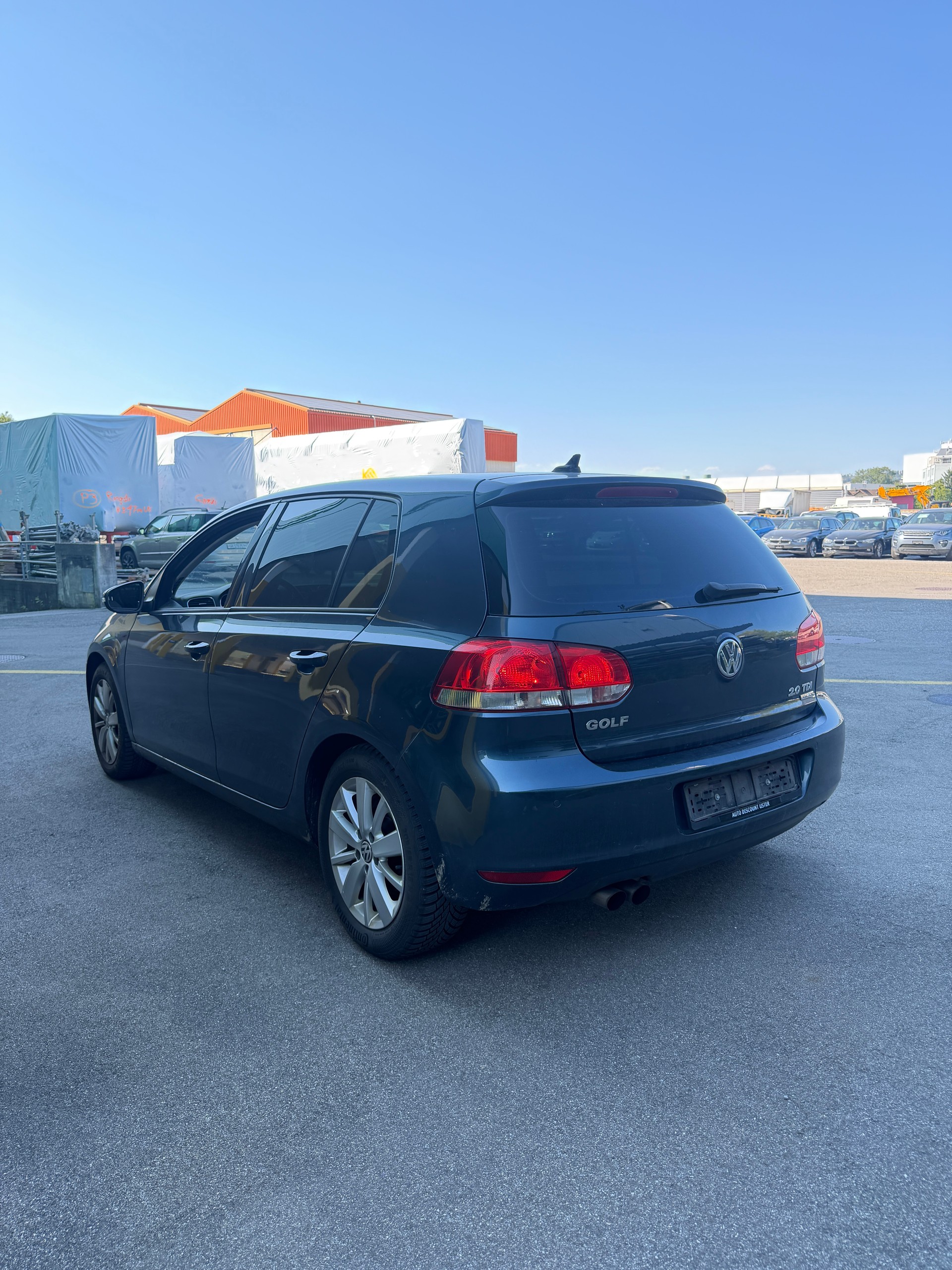 VW Golf 2.0 TDI Comfortline 4Motion-image-4