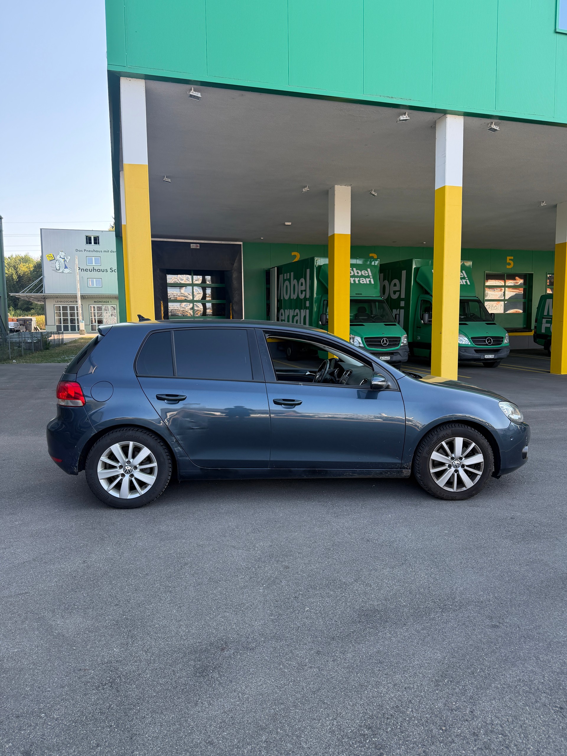 VW Golf 2.0 TDI Comfortline 4Motion-image-7