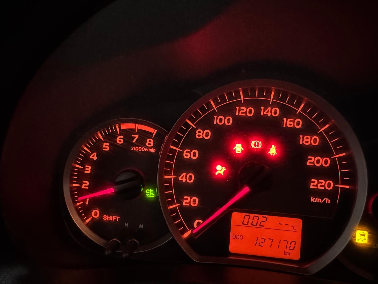 TOYOTA Yaris 1.33 Style-image-14