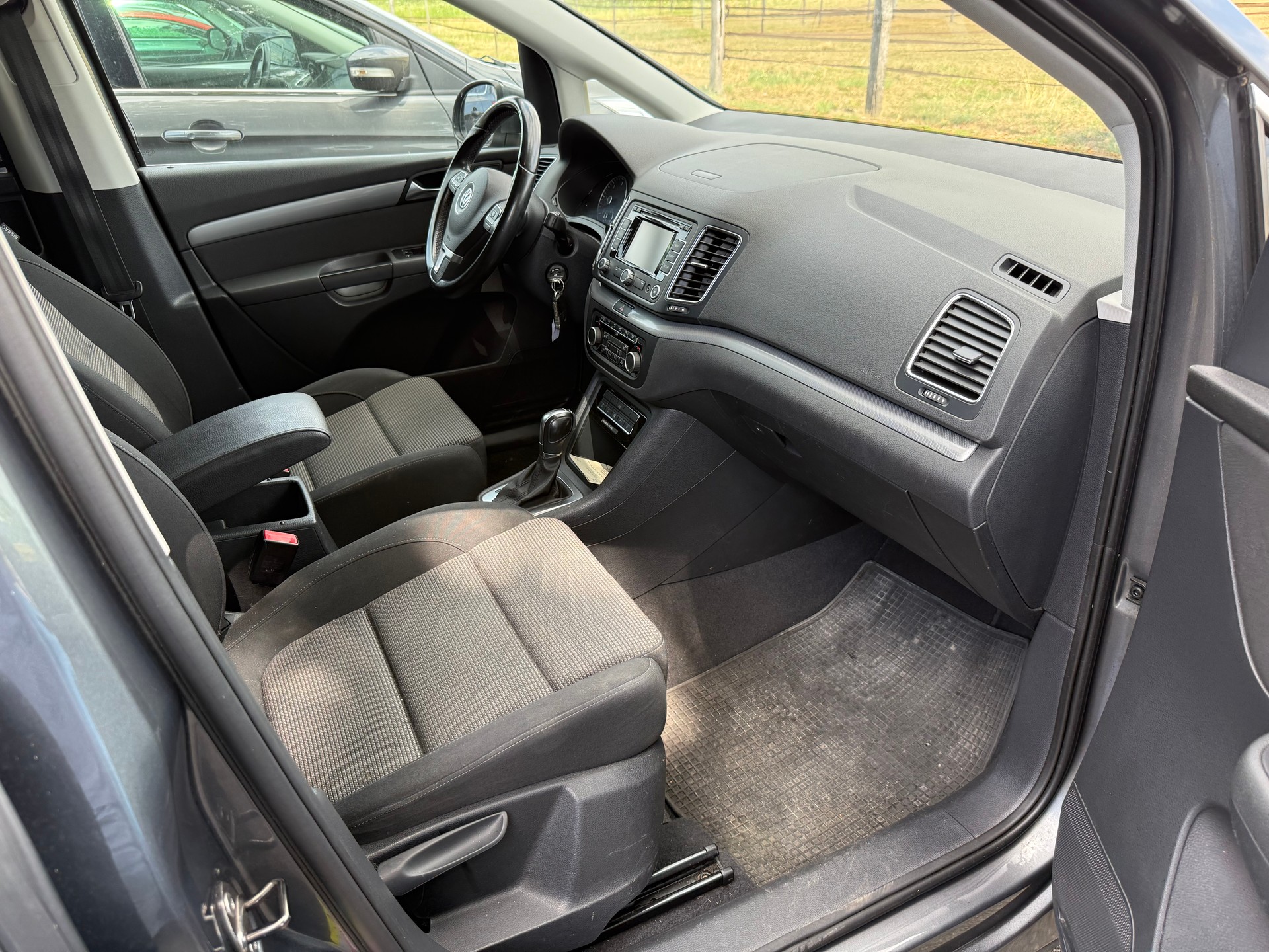 VW Sharan 2.0 TDI BMT Comfortline DSG-image-7