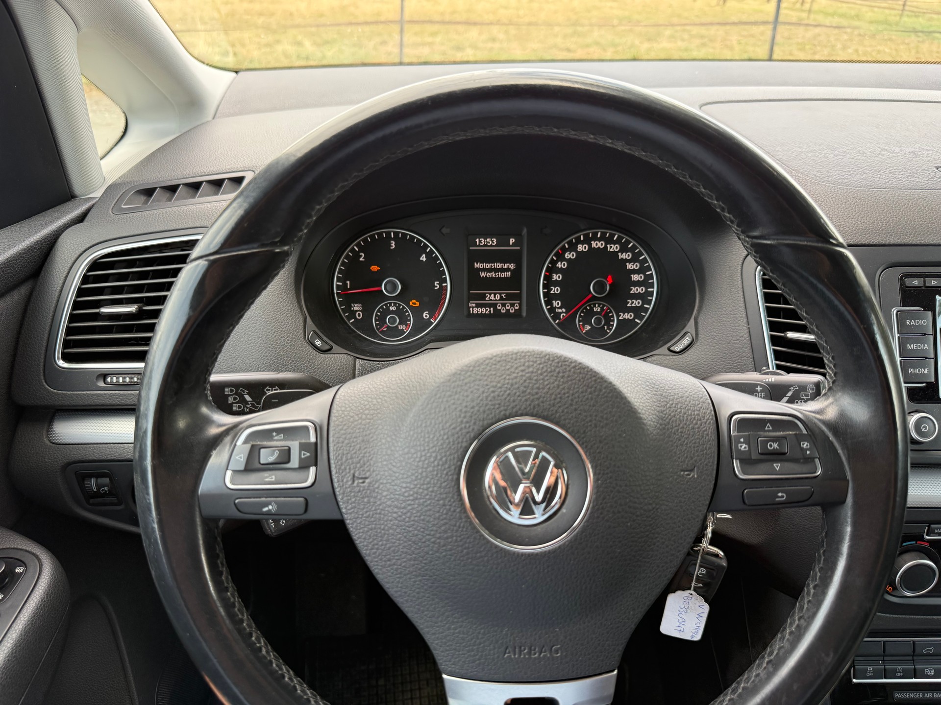 VW Sharan 2.0 TDI BMT Comfortline DSG-image-12