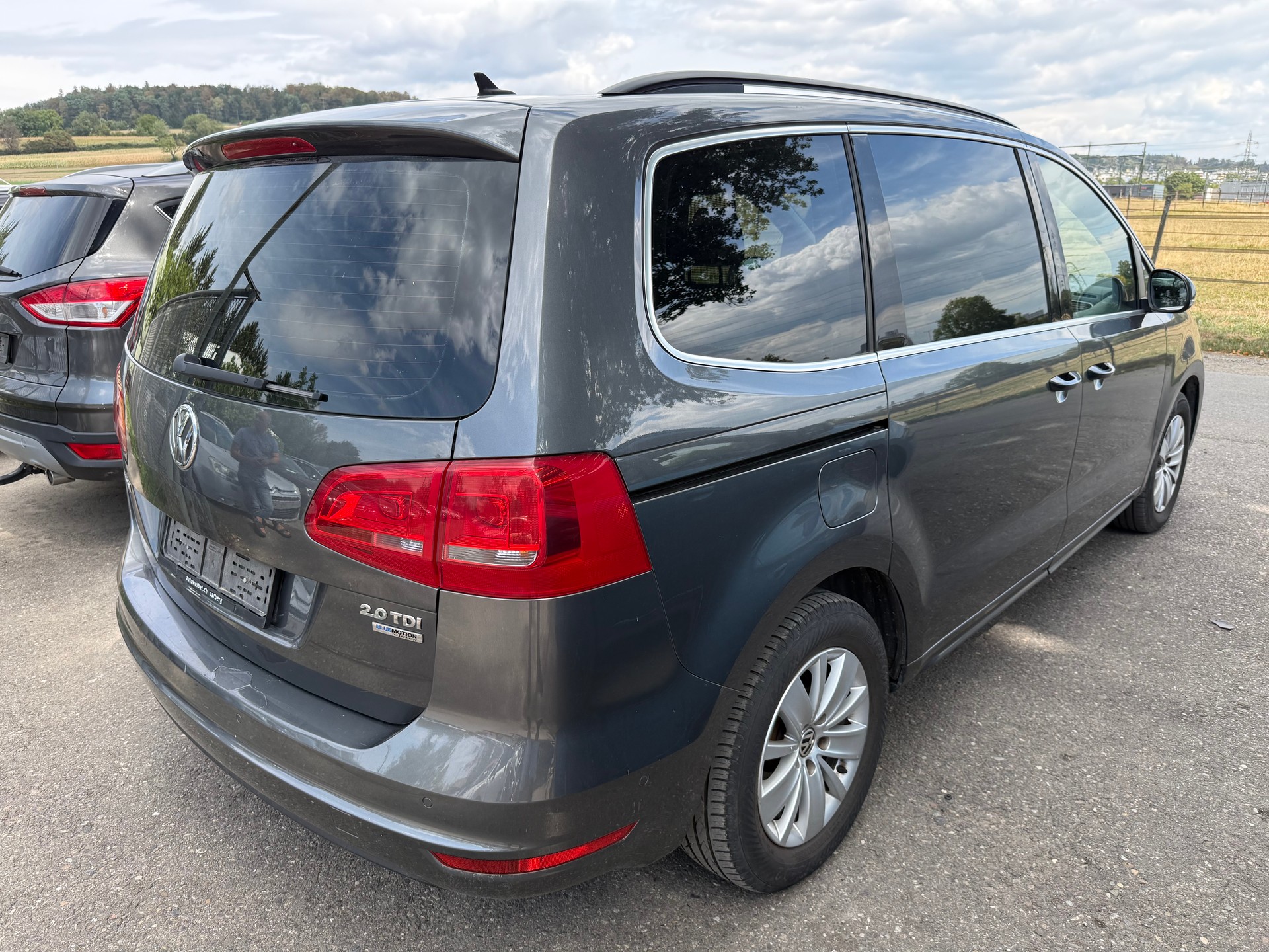 VW Sharan 2.0 TDI BMT Comfortline DSG-image-6
