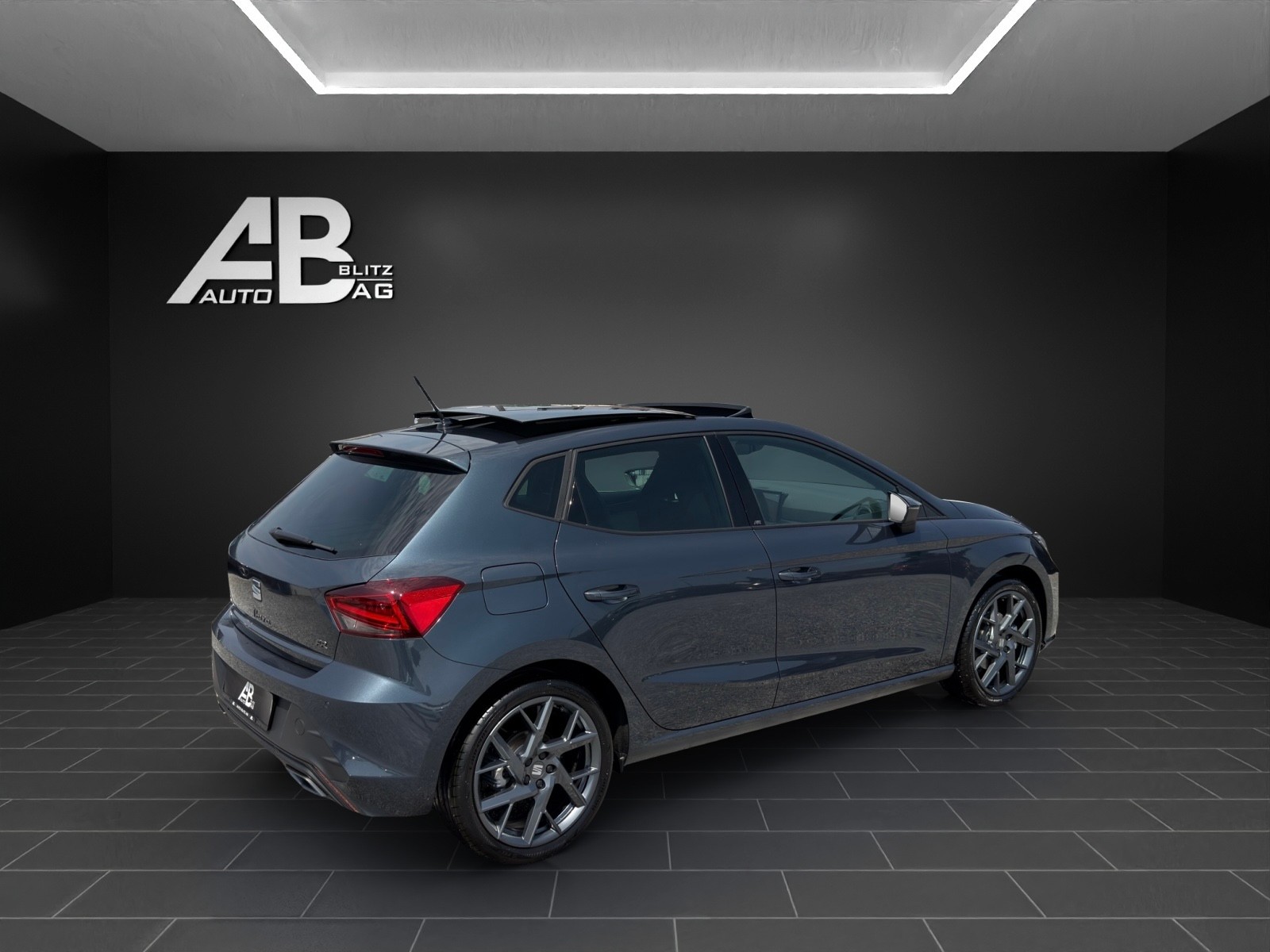 SEAT Ibiza 1.5 EcoTSI FR DSG mit 150 PS * Panoramadach *-image-4