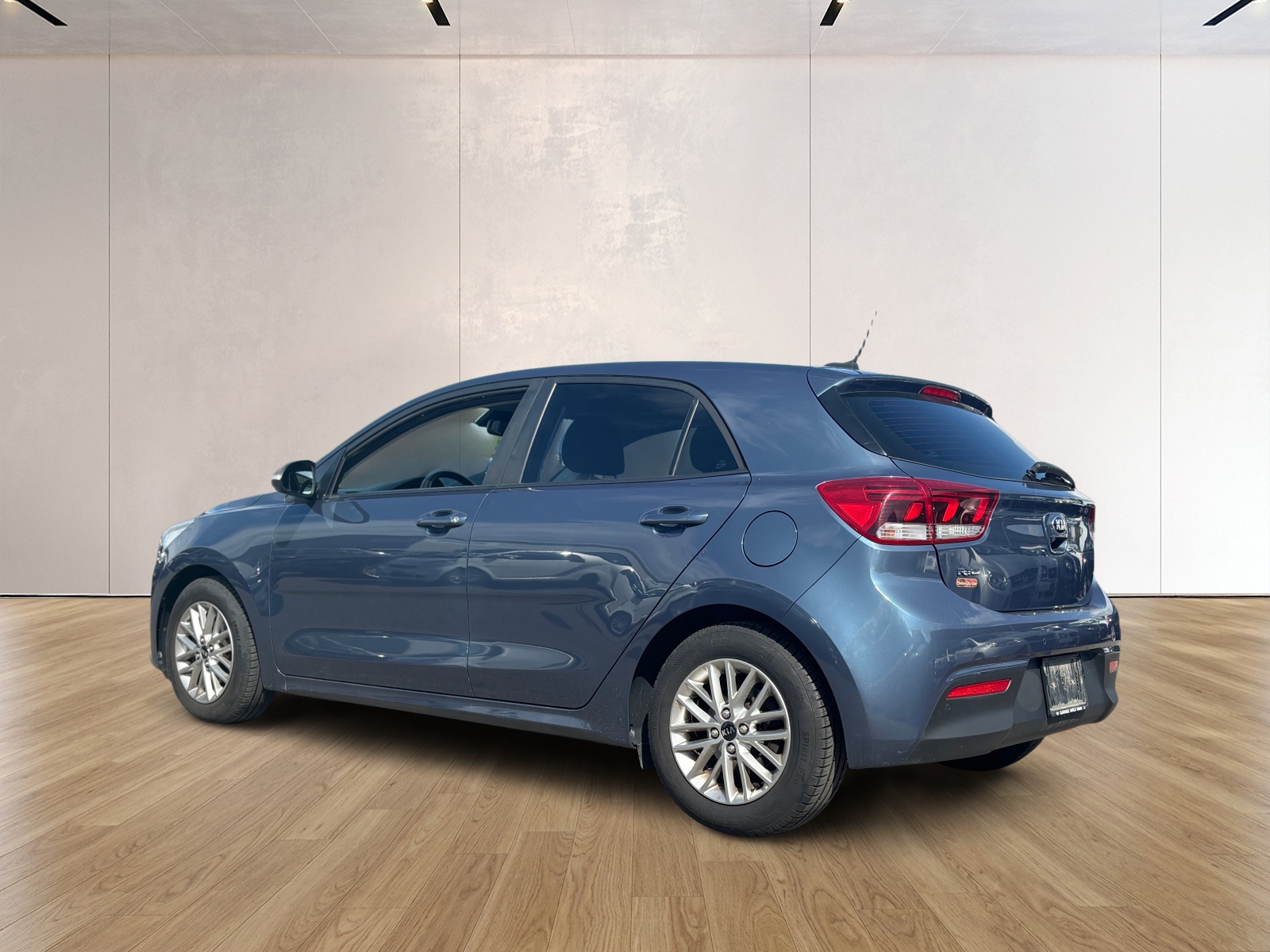 KIA Rio 1.4 CVVT Swiss City Line Automatic-image-3