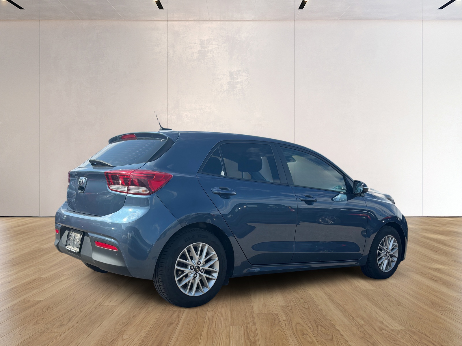 KIA Rio 1.4 CVVT Swiss City Line Automatic-image-5