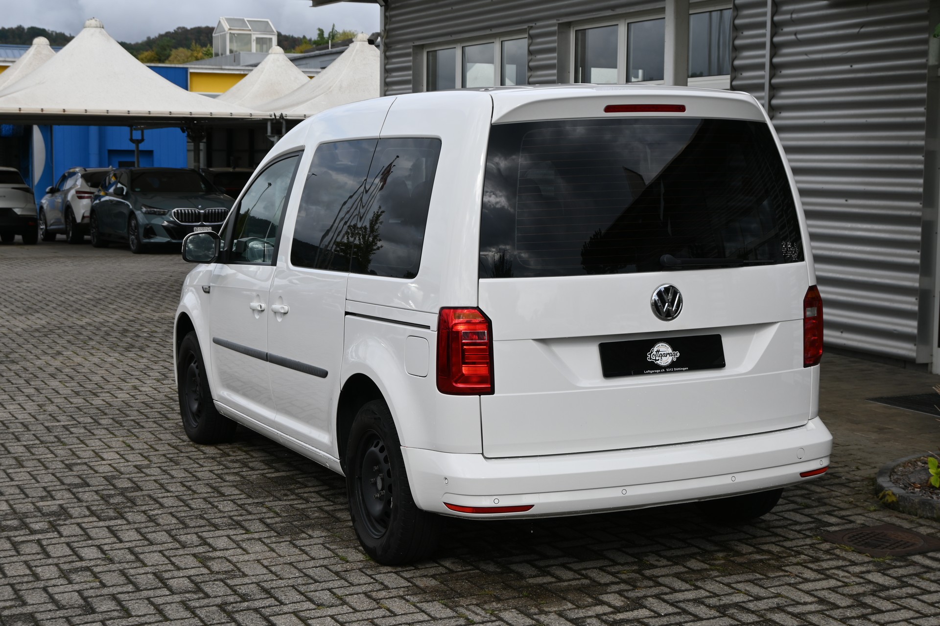 VW Caddy 2.0 TDI Comfortline DSG-image-6
