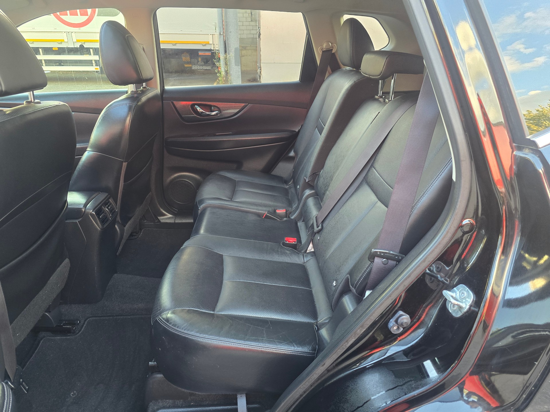 NISSAN X-Trail 2.0 dCi tekna ALL-MODE 4x4-image-16