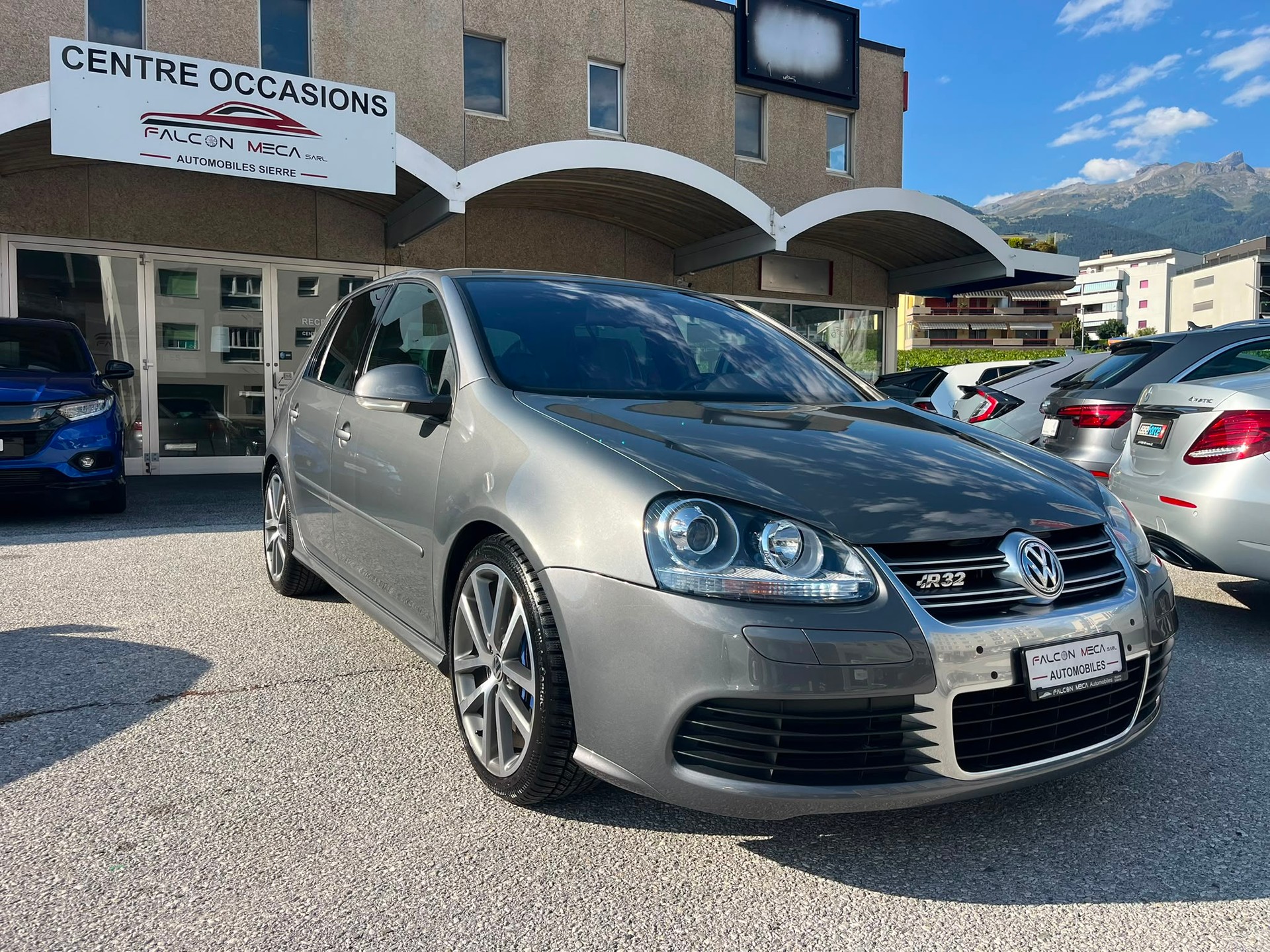 VW Golf R32 4Motion-image-2