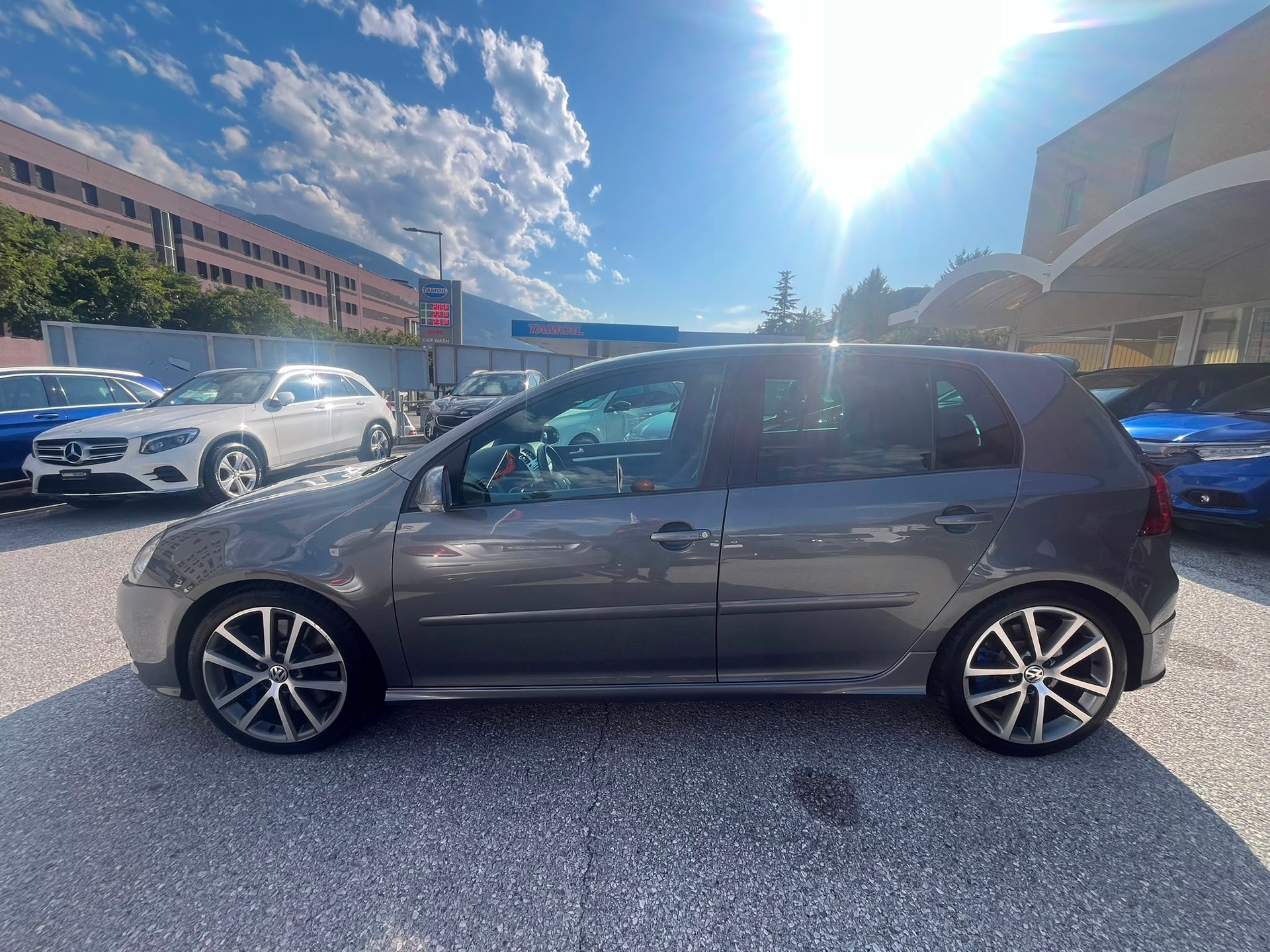 VW Golf R32 4Motion-image-4
