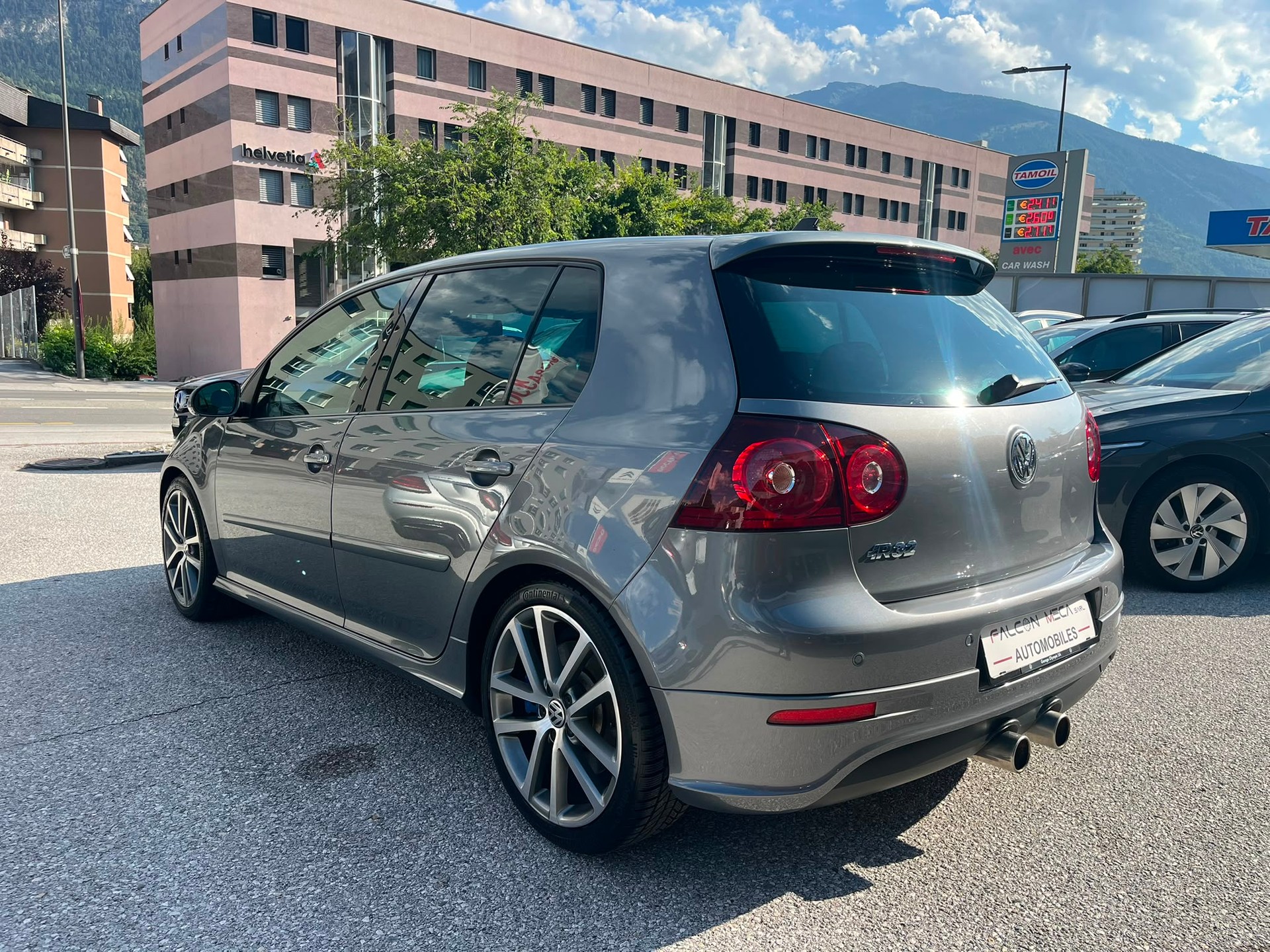 VW Golf R32 4Motion-image-6