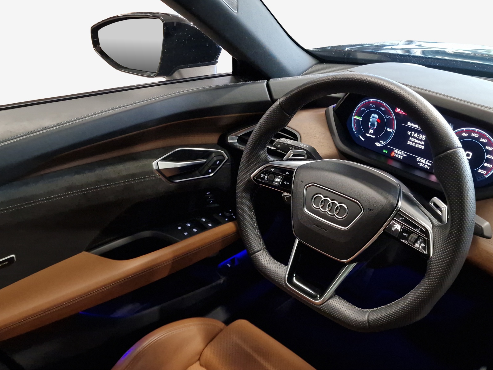 AUDI e-tron GT quattro-image-14