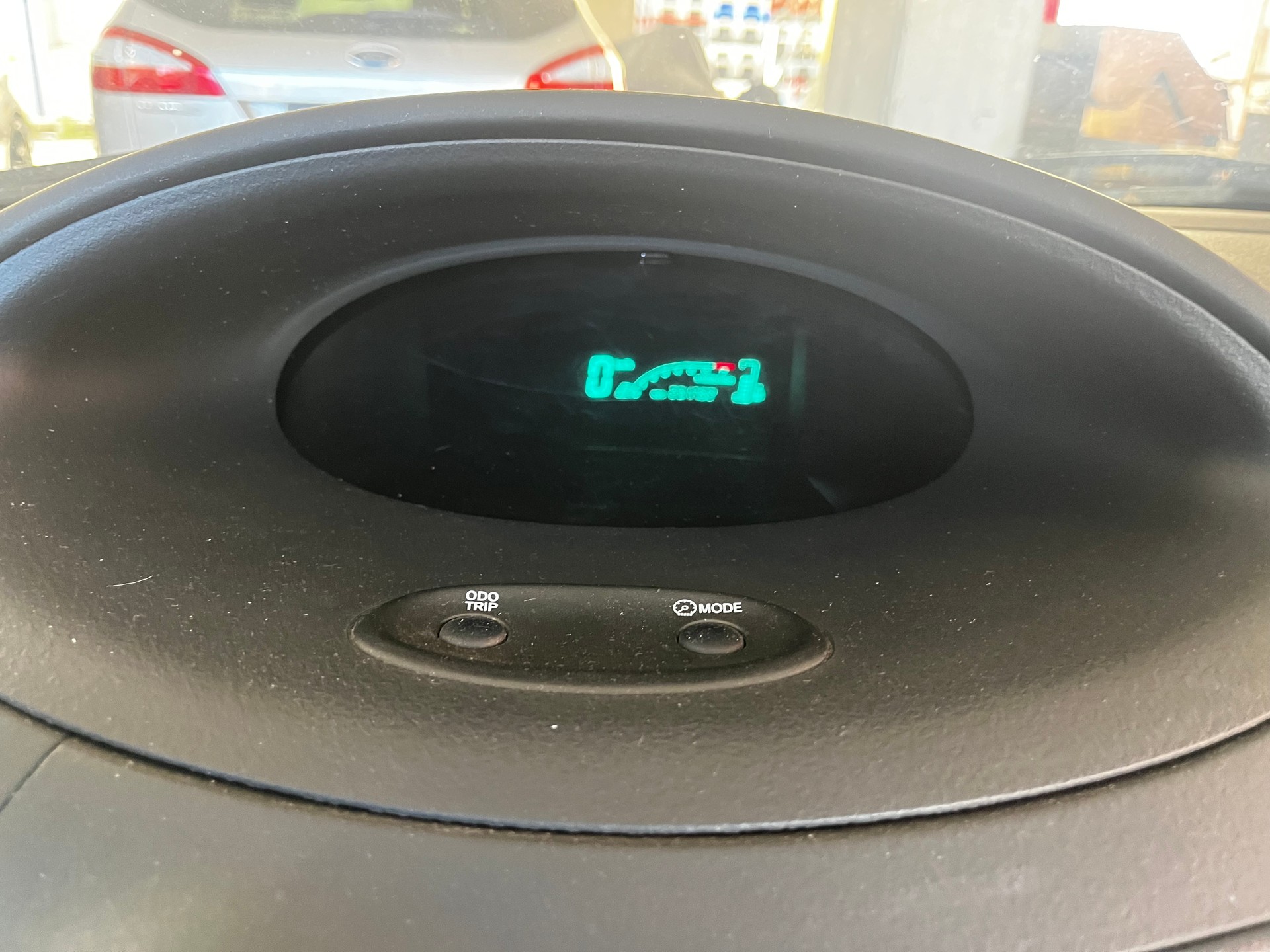 TOYOTA YARIS-image-9