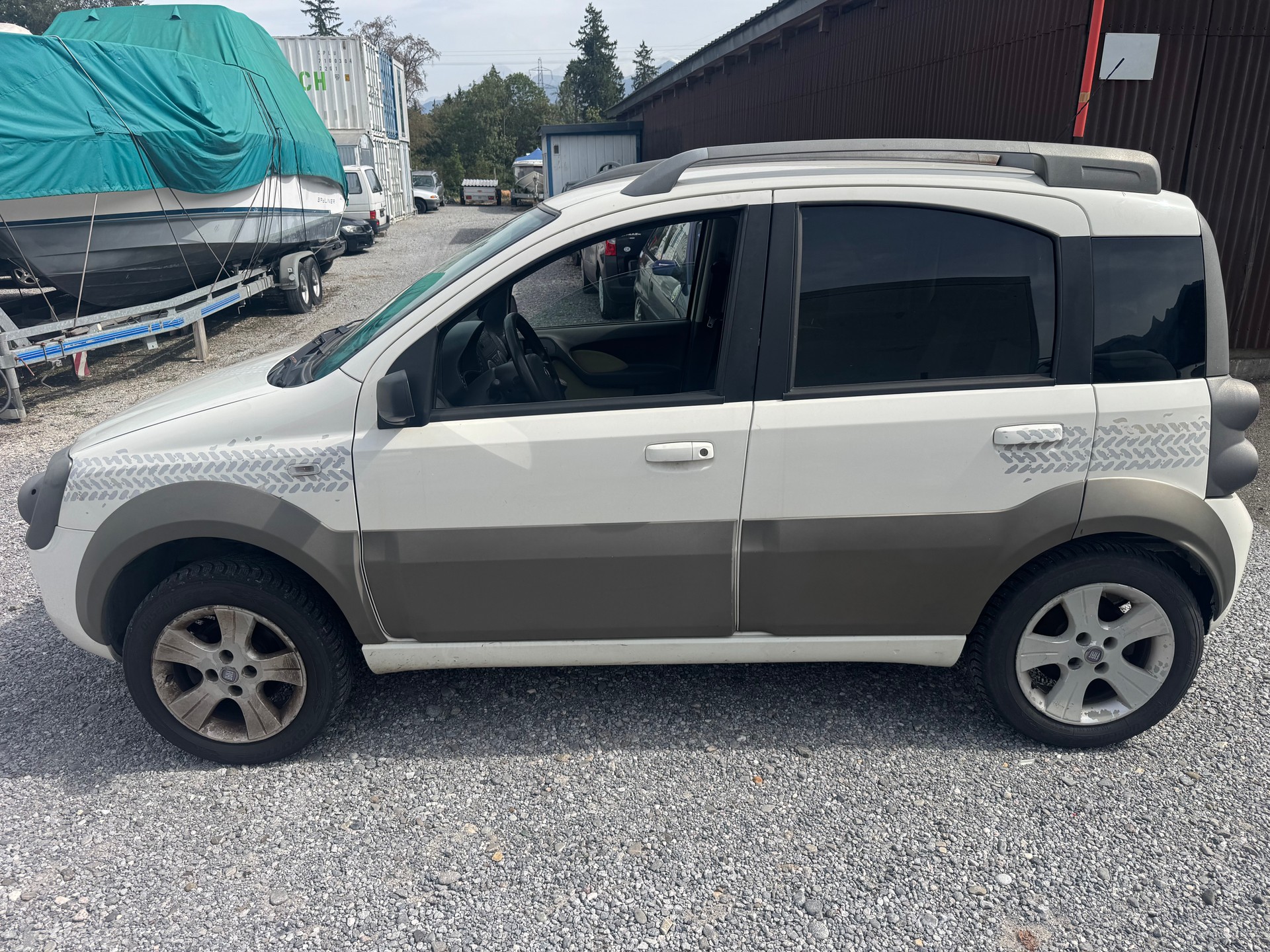 FIAT Panda 1.3 16V JTD 4x4 (Trekking)-image-4