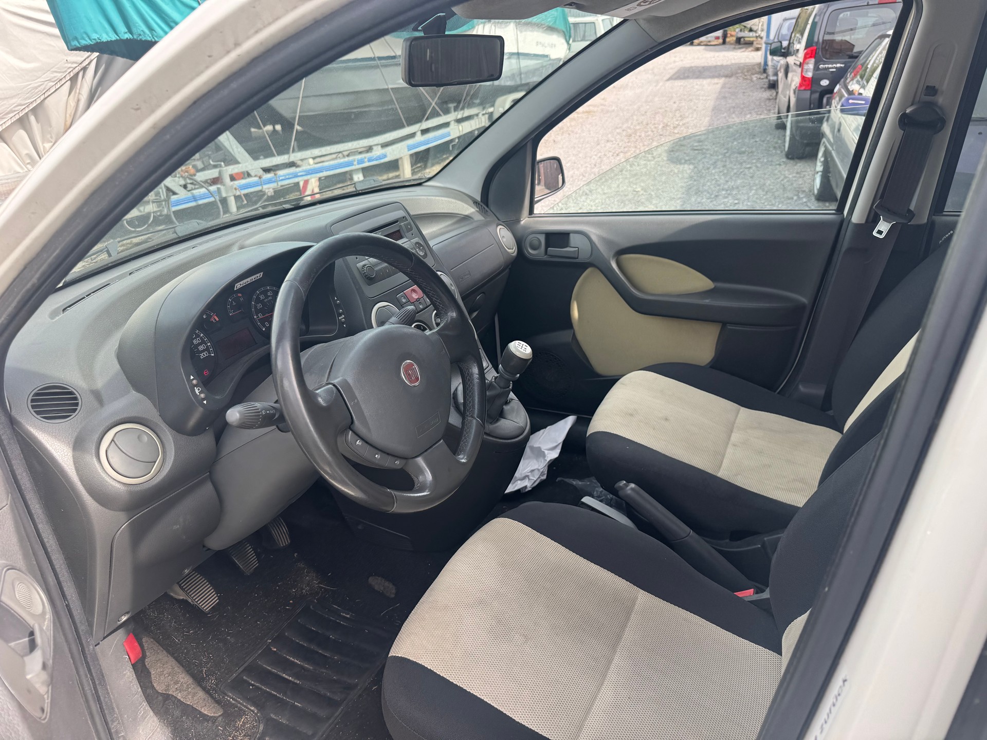 FIAT Panda 1.3 16V JTD 4x4 (Trekking)-image-6