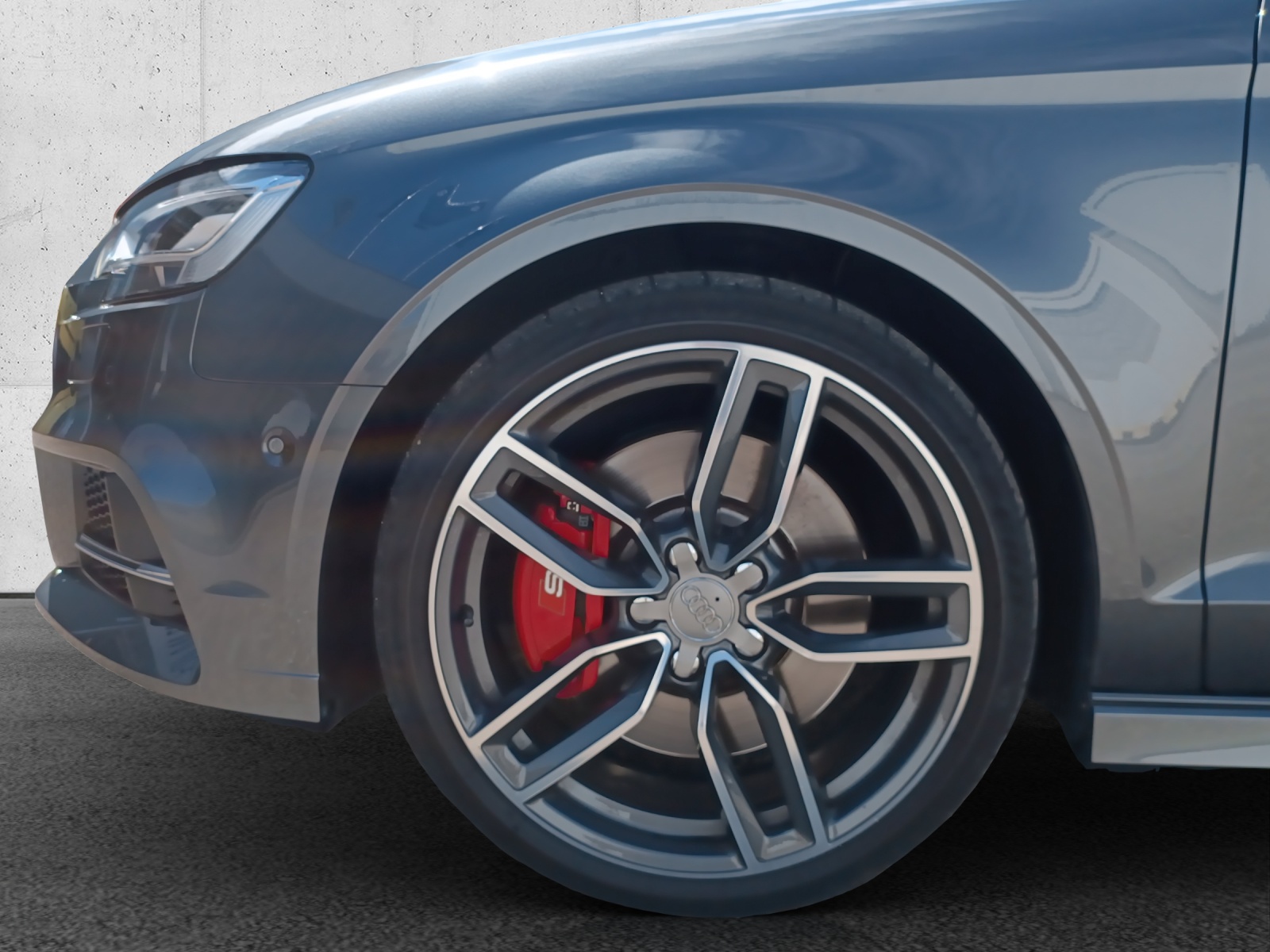 AUDI S3 Cabriolet 2.0 TFSI quattro S-tronic-image-15