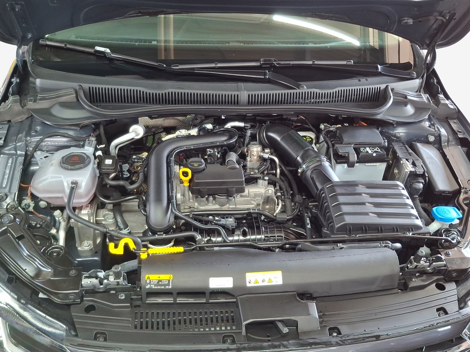 VW Polo 1.0 TSI Life DSG-image-15