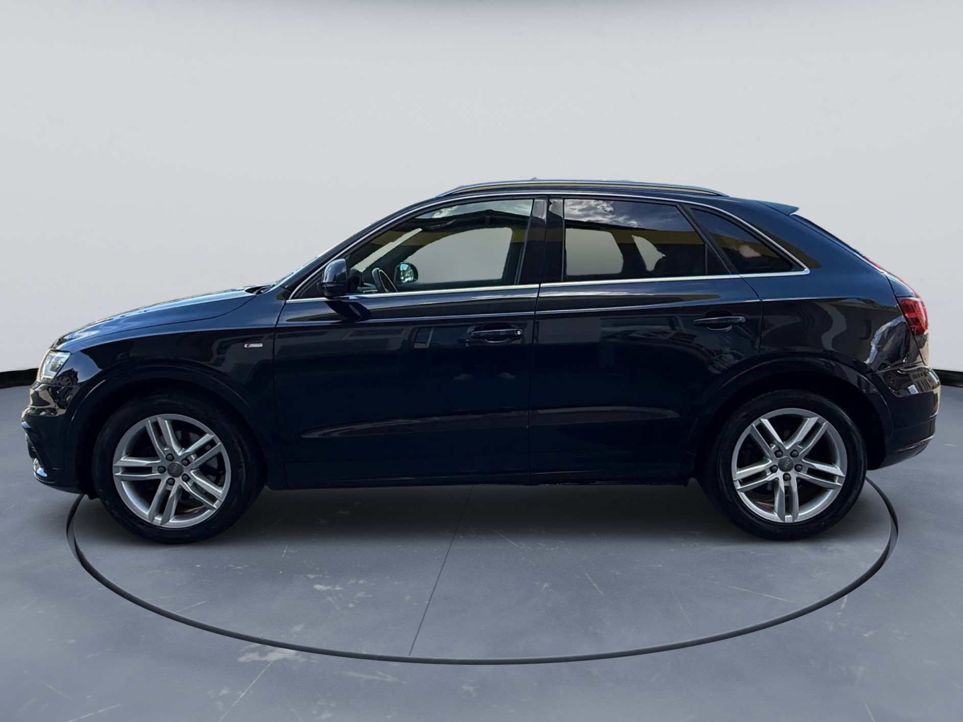 AUDI Q3 S-line 2.0 TDI quattro S-tronic *Rückfahrkamera*Panorama*Totwinkel Assistent*Sitzheizung*EL-Anhängerkupplung 2000KG*-image-6