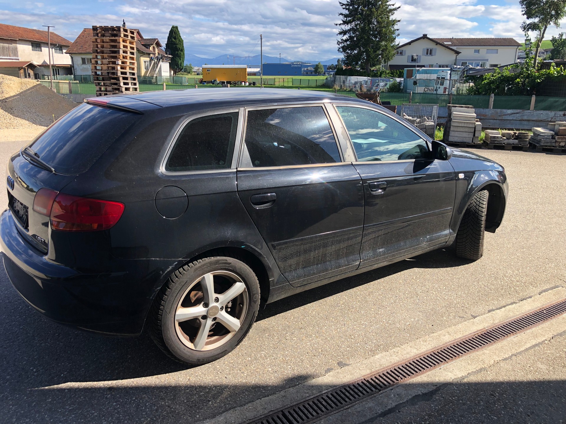 AUDI A3 Sportback 1.8 Turbo FSI Attraction-image-4