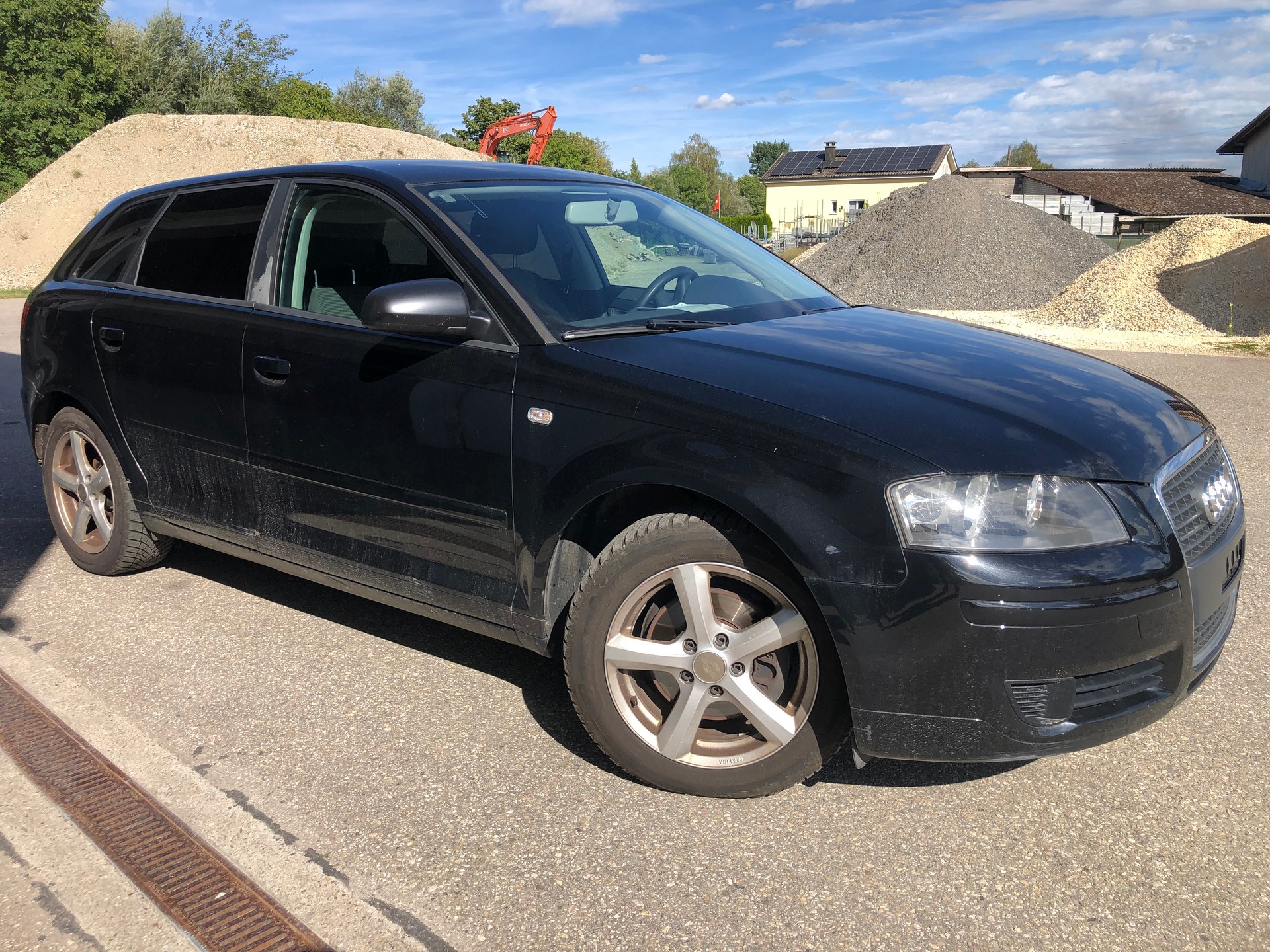 AUDI A3 Sportback 1.8 Turbo FSI Attraction-image-1