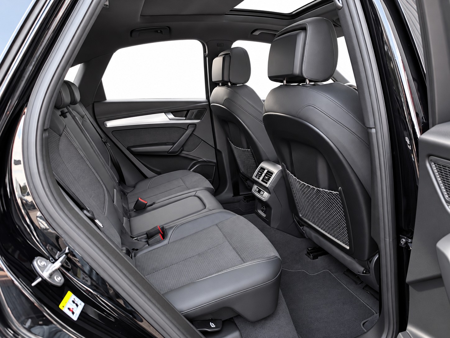 AUDI Q5 Sportback 2.0 50 TFSI e S Line quattro S-Tronic-image-24