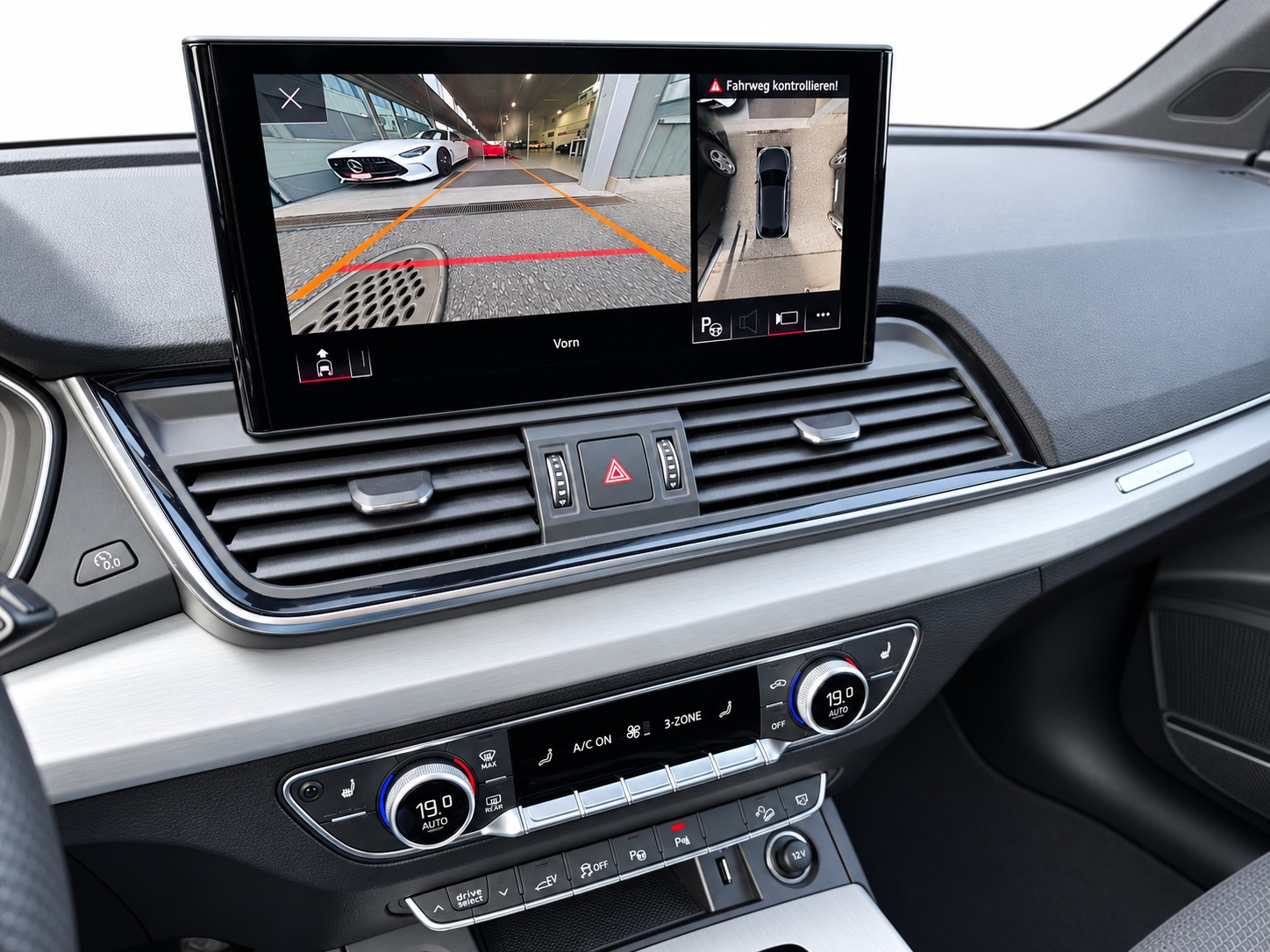 AUDI Q5 Sportback 2.0 50 TFSI e S Line quattro S-Tronic-image-14