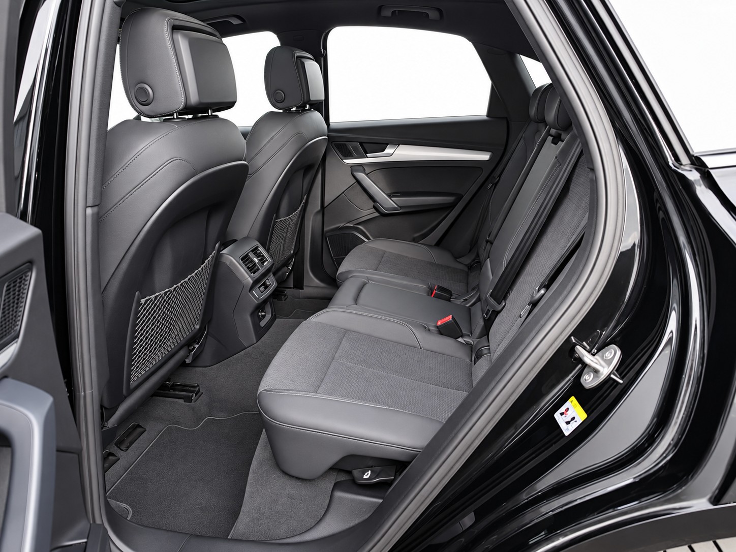 AUDI Q5 Sportback 2.0 50 TFSI e S Line quattro S-Tronic-image-9