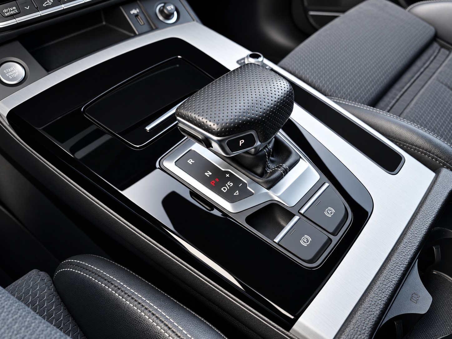 AUDI Q5 Sportback 2.0 50 TFSI e S Line quattro S-Tronic-image-13