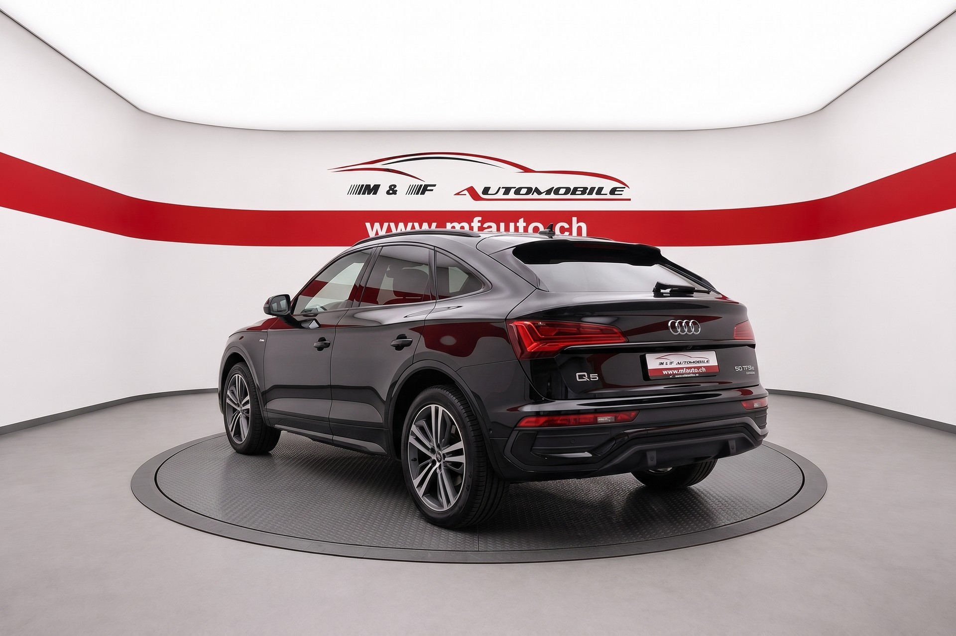 AUDI Q5 Sportback 2.0 50 TFSI e S Line quattro S-Tronic-image-3