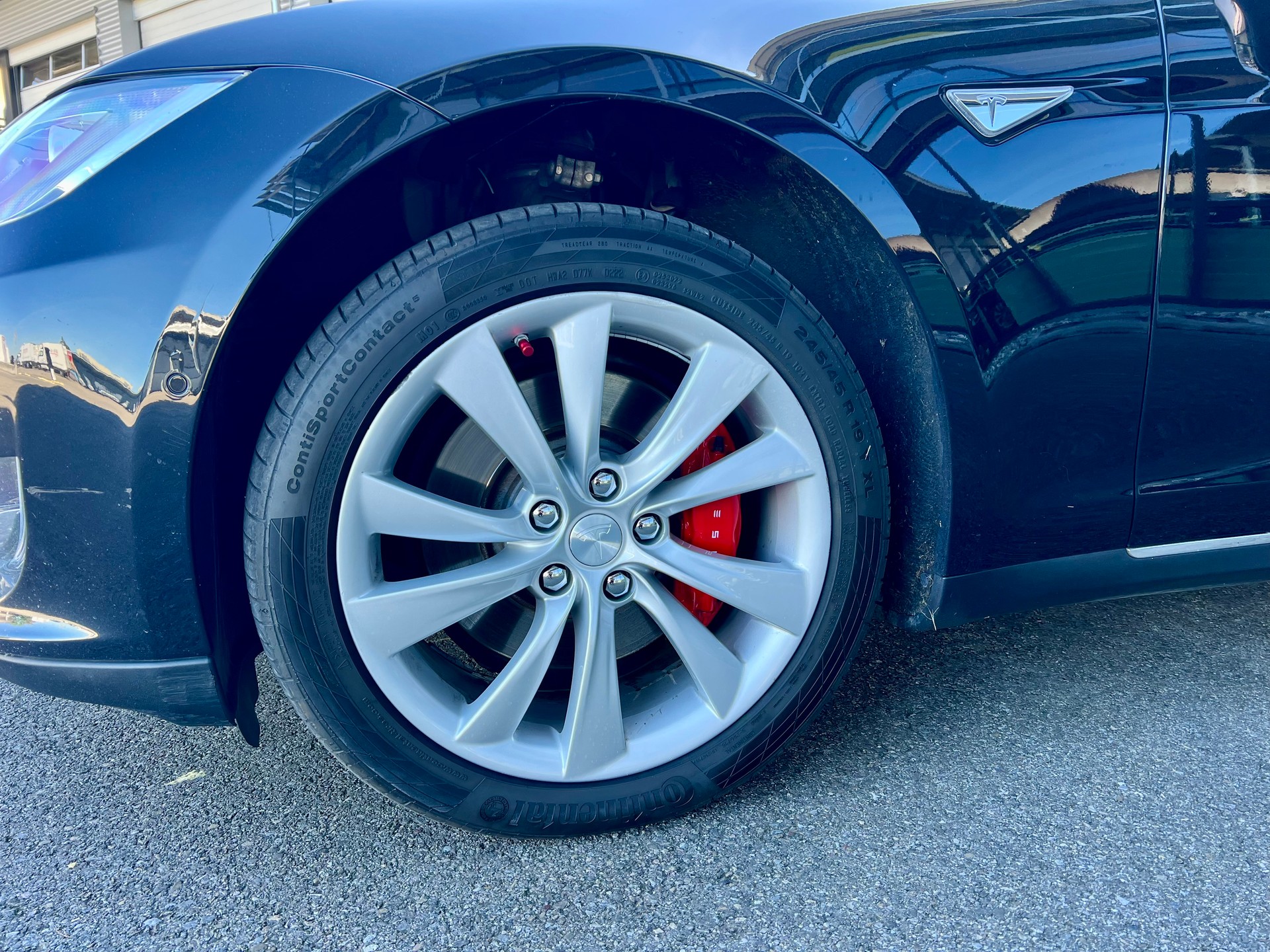 TESLA Model S 90 D Performance-image-8