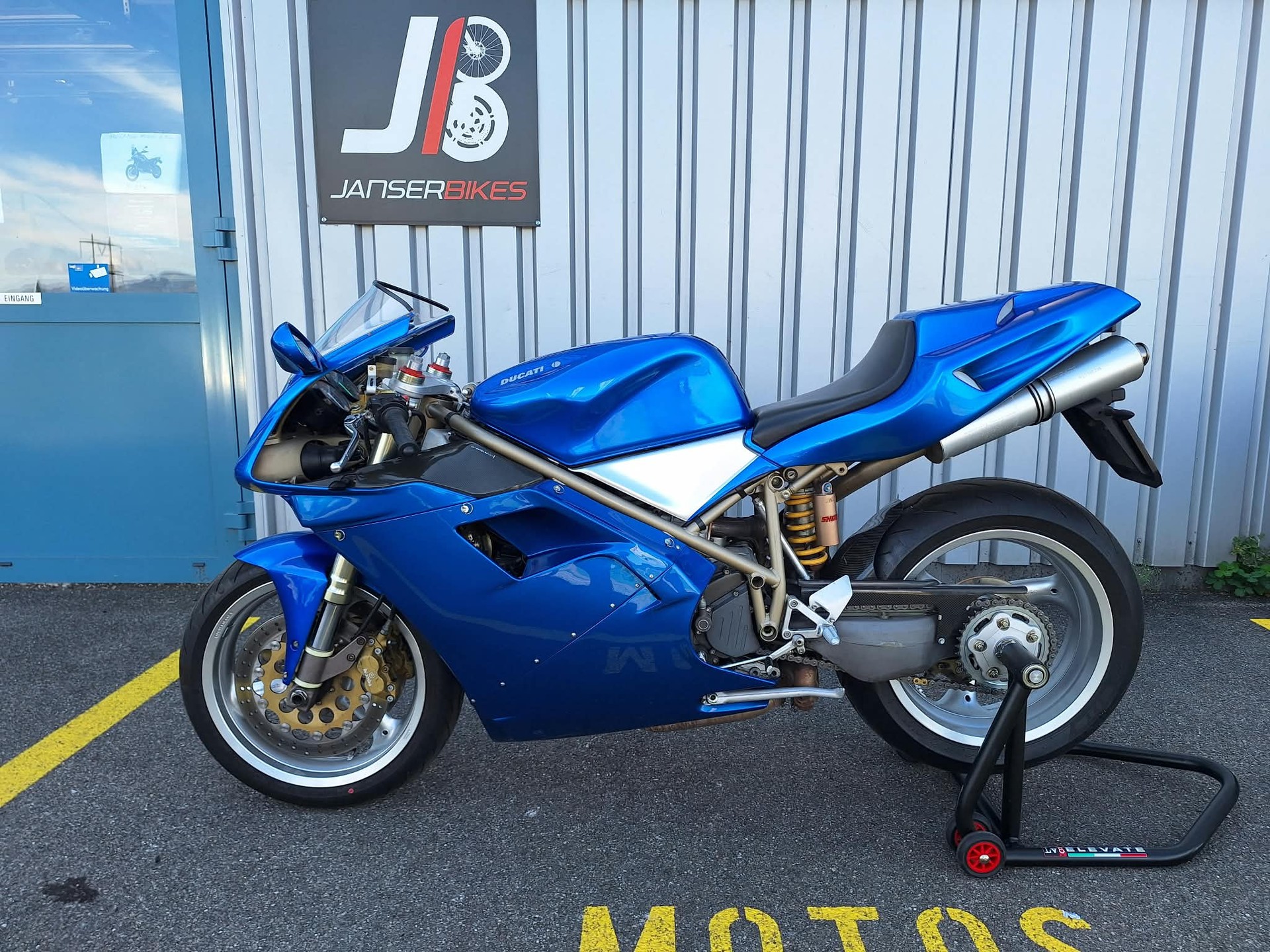 DUCATI 748 Biposto I.E.-image-1