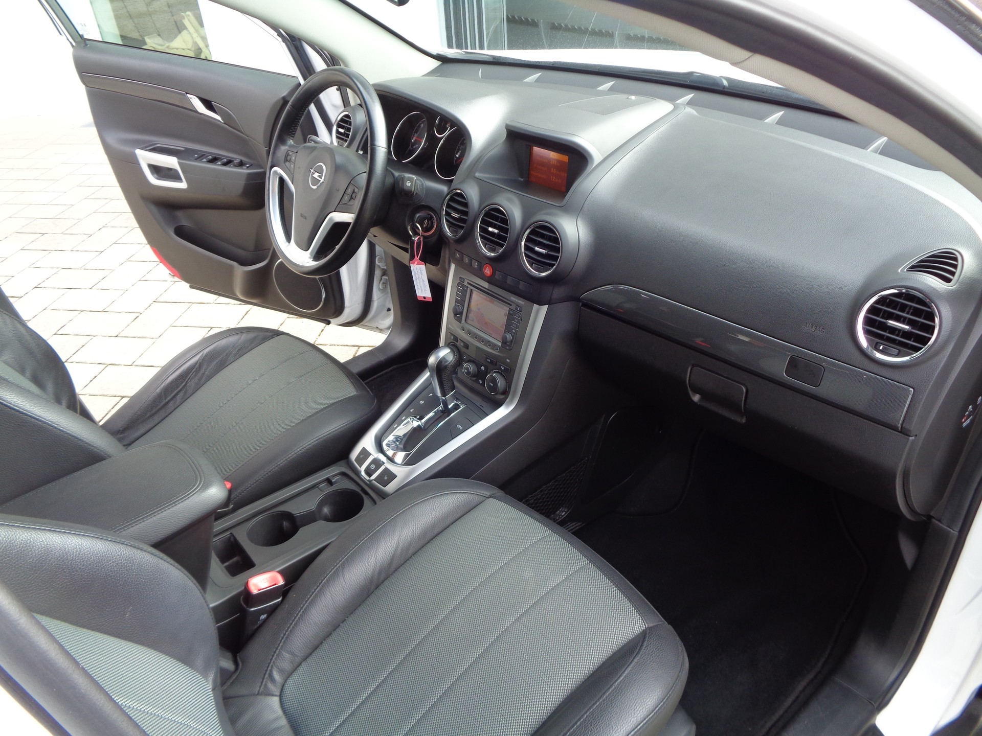 OPEL Antara 2.2 CDTi Cosmo 4WD Automatic-image-8