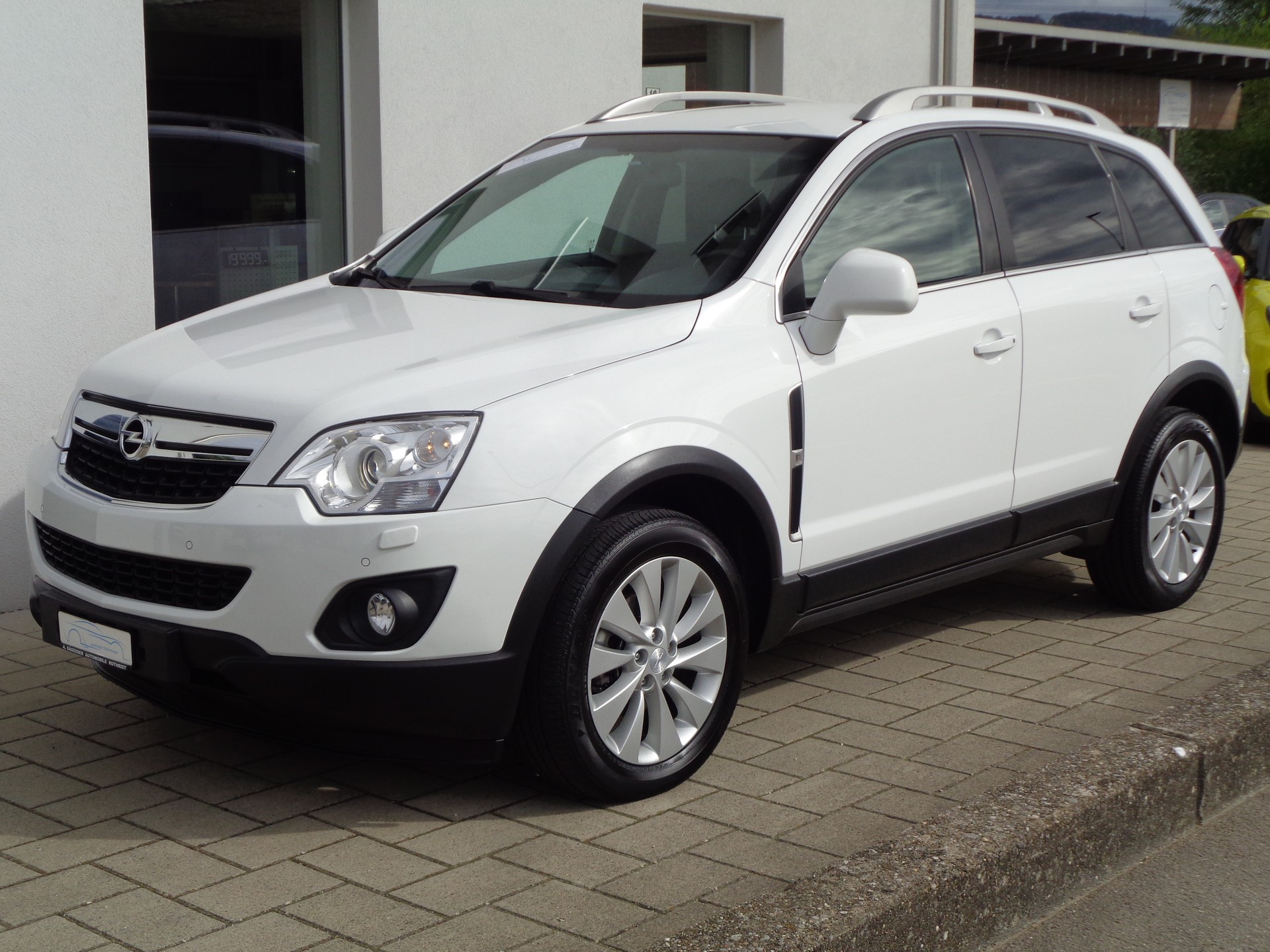 OPEL Antara 2.2 CDTi Cosmo 4WD Automatic-image-3