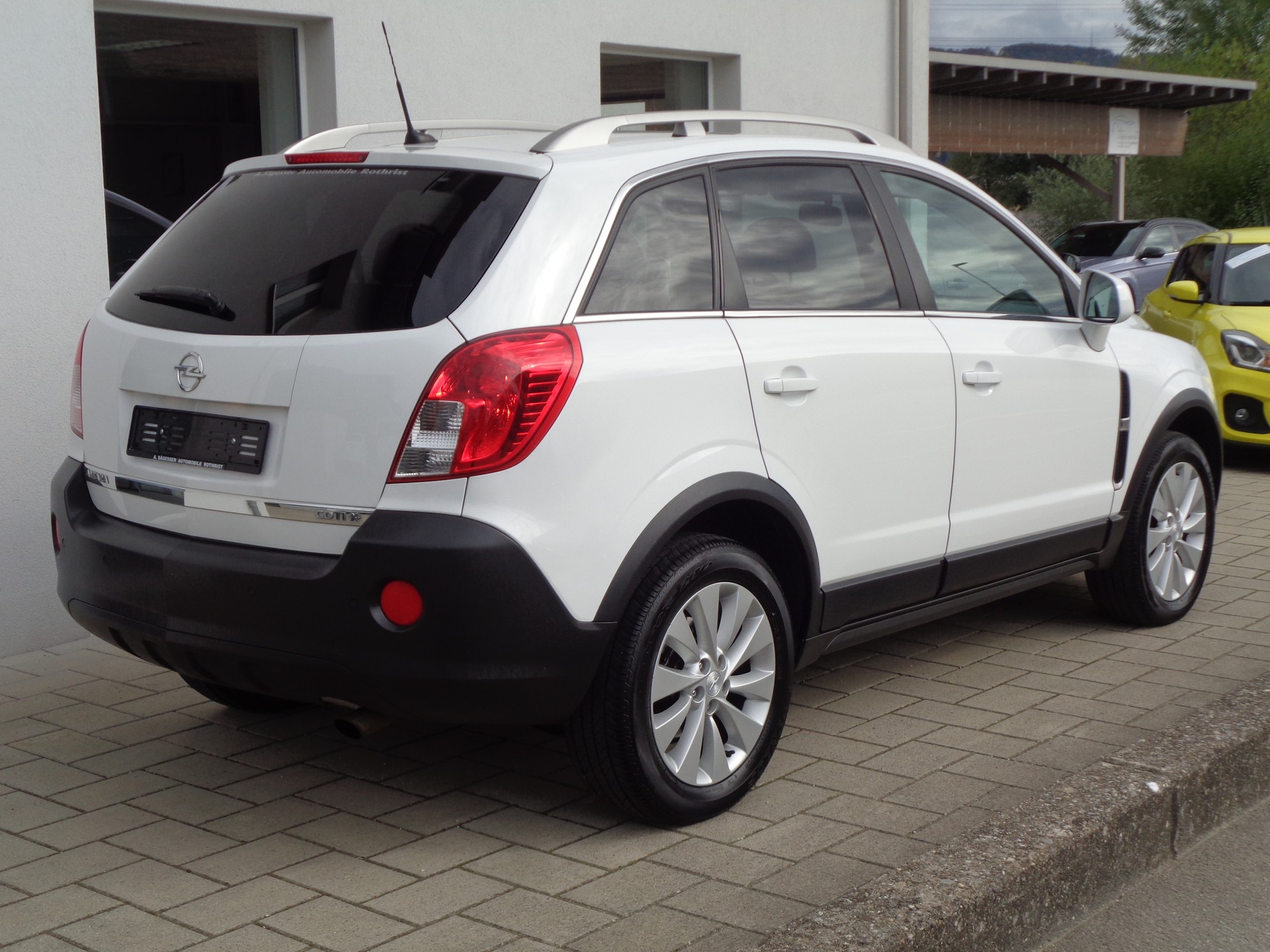 OPEL Antara 2.2 CDTi Cosmo 4WD Automatic-image-1