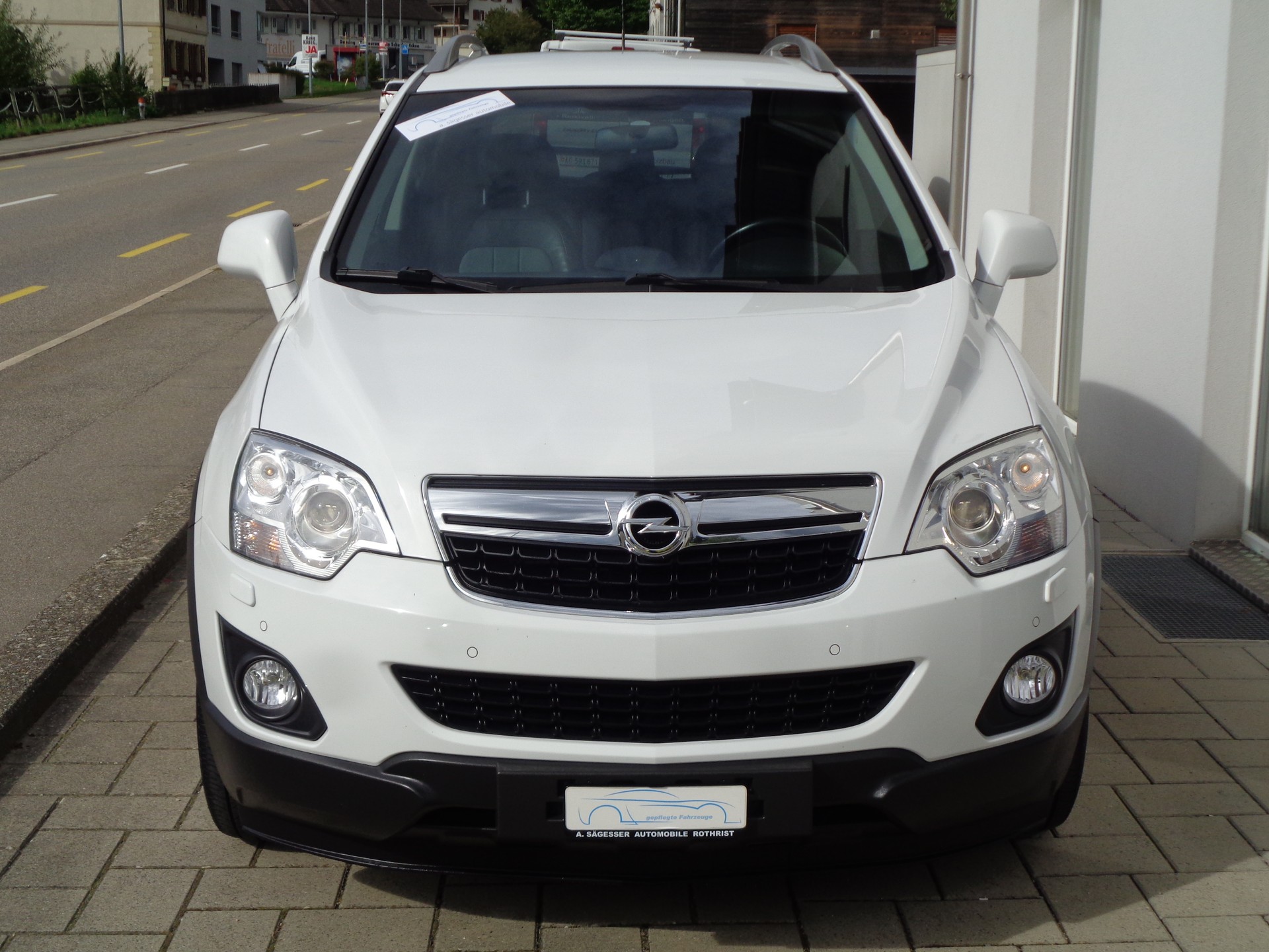 OPEL Antara 2.2 CDTi Cosmo 4WD Automatic-image-2