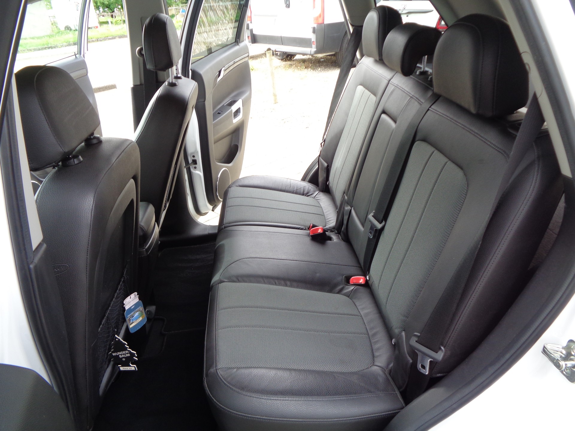 OPEL Antara 2.2 CDTi Cosmo 4WD Automatic-image-10